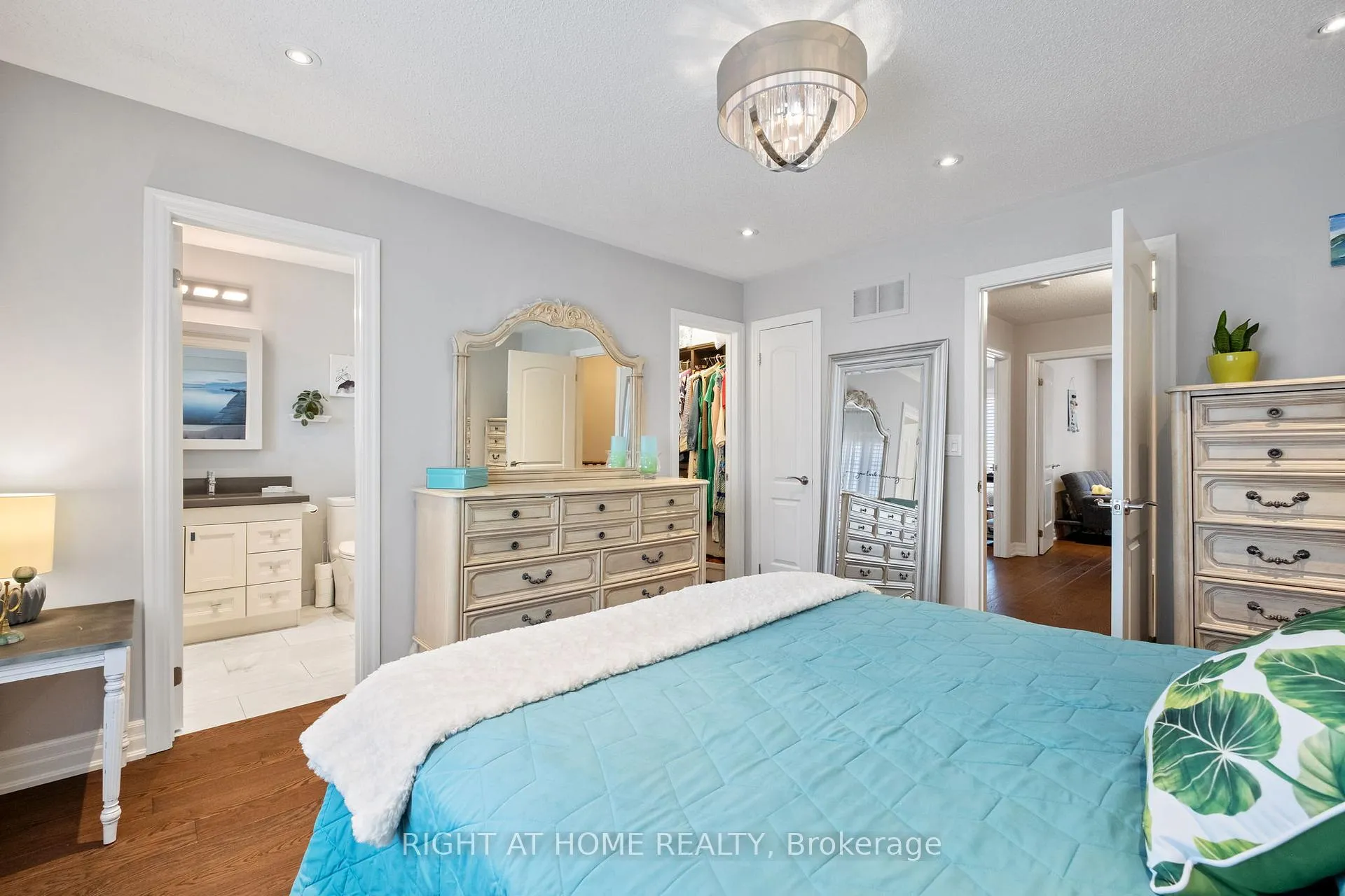 Photo 27 of 873 New Westminster Drive, Vaughan, Beverley Glen — HOMEH