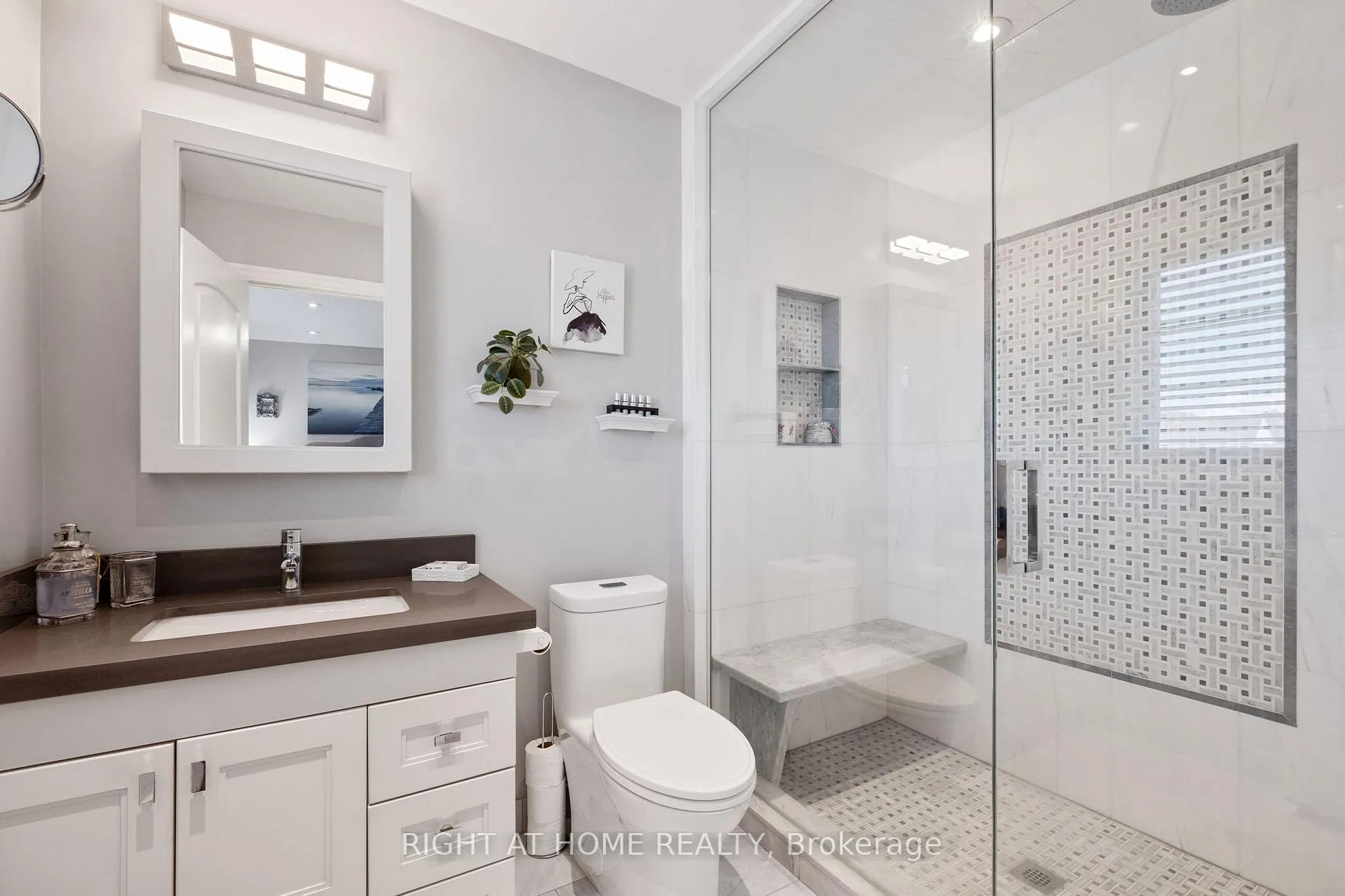 Photo 28 of 873 New Westminster Drive, Vaughan, Beverley Glen — HOMEH