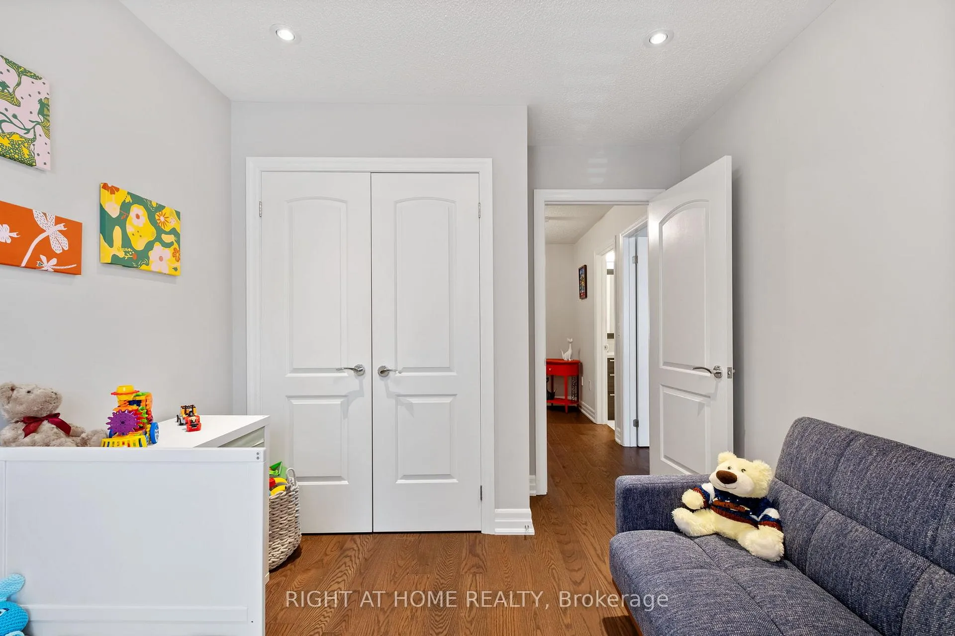 Photo 33 of 873 New Westminster Drive, Vaughan, Beverley Glen — HOMEH