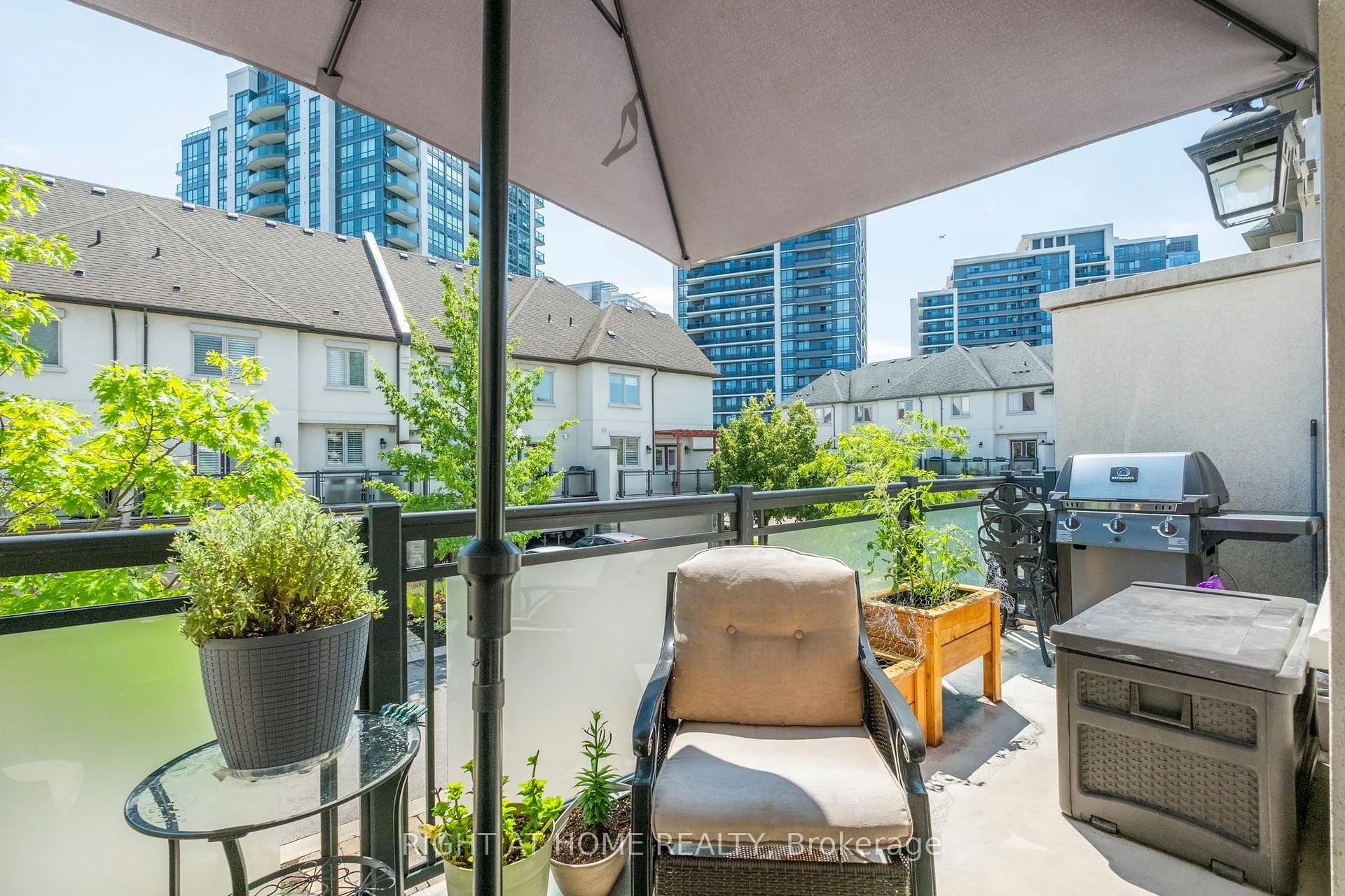 Photo 36 of 873 New Westminster Drive, Vaughan, Beverley Glen — HOMEH