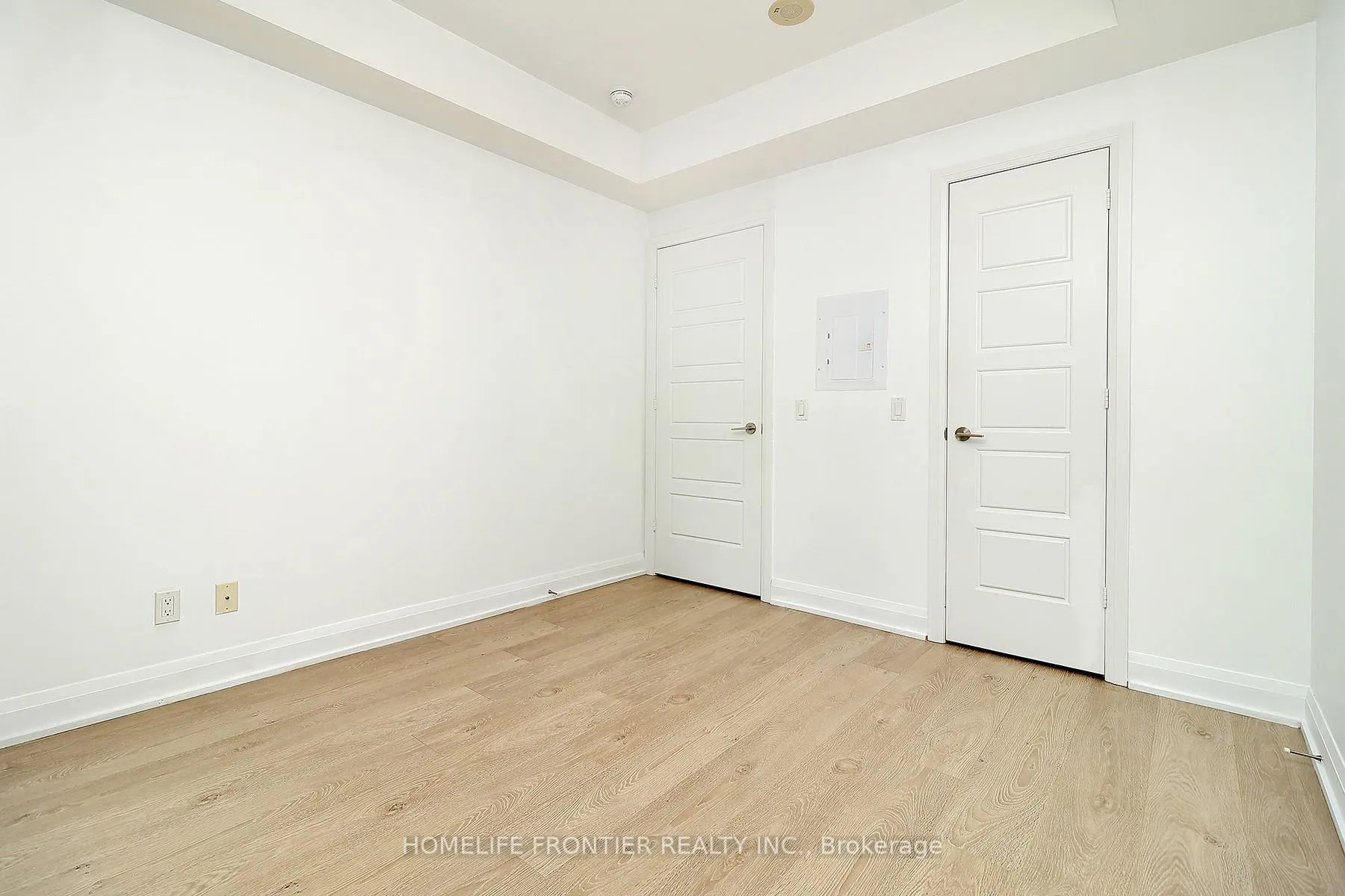 Photo 8 of Unit 1106, 110 Marine Parade Drive, Etobicoke, Mimico — HOMEH