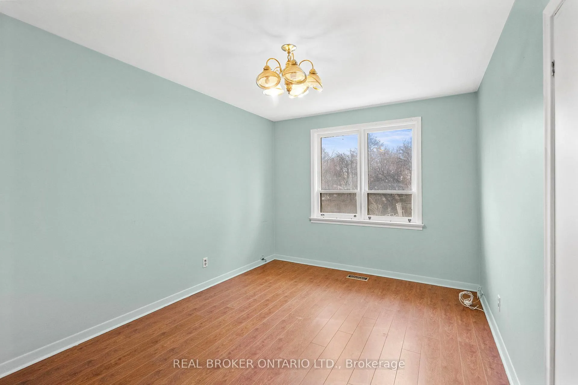 Photo 9 of 167 Jeffcoat Drive, Etobicoke, West Humber-Clairville — HOMEH