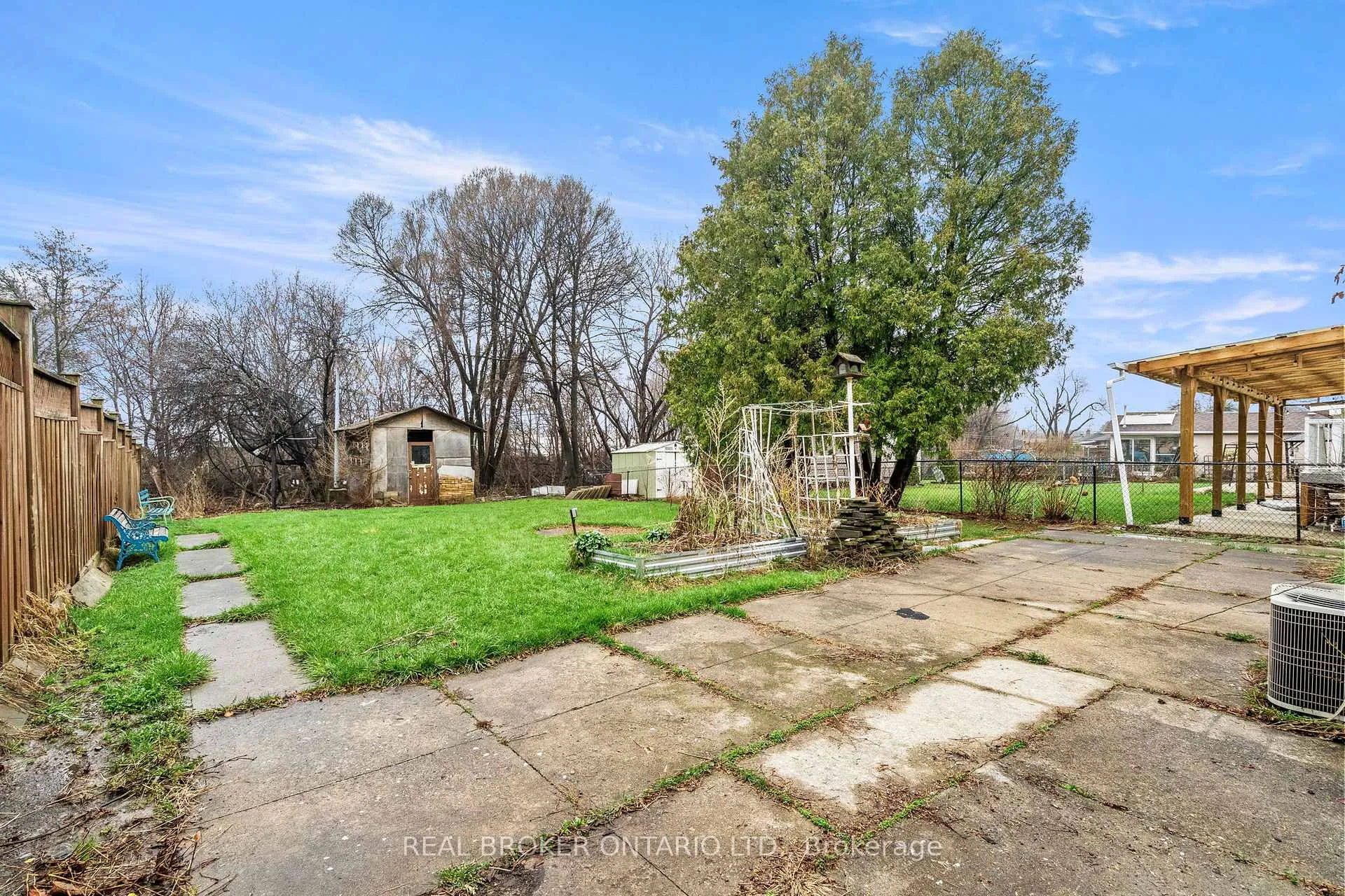 Photo 12 of 167 Jeffcoat Drive, Etobicoke, West Humber-Clairville — HOMEH