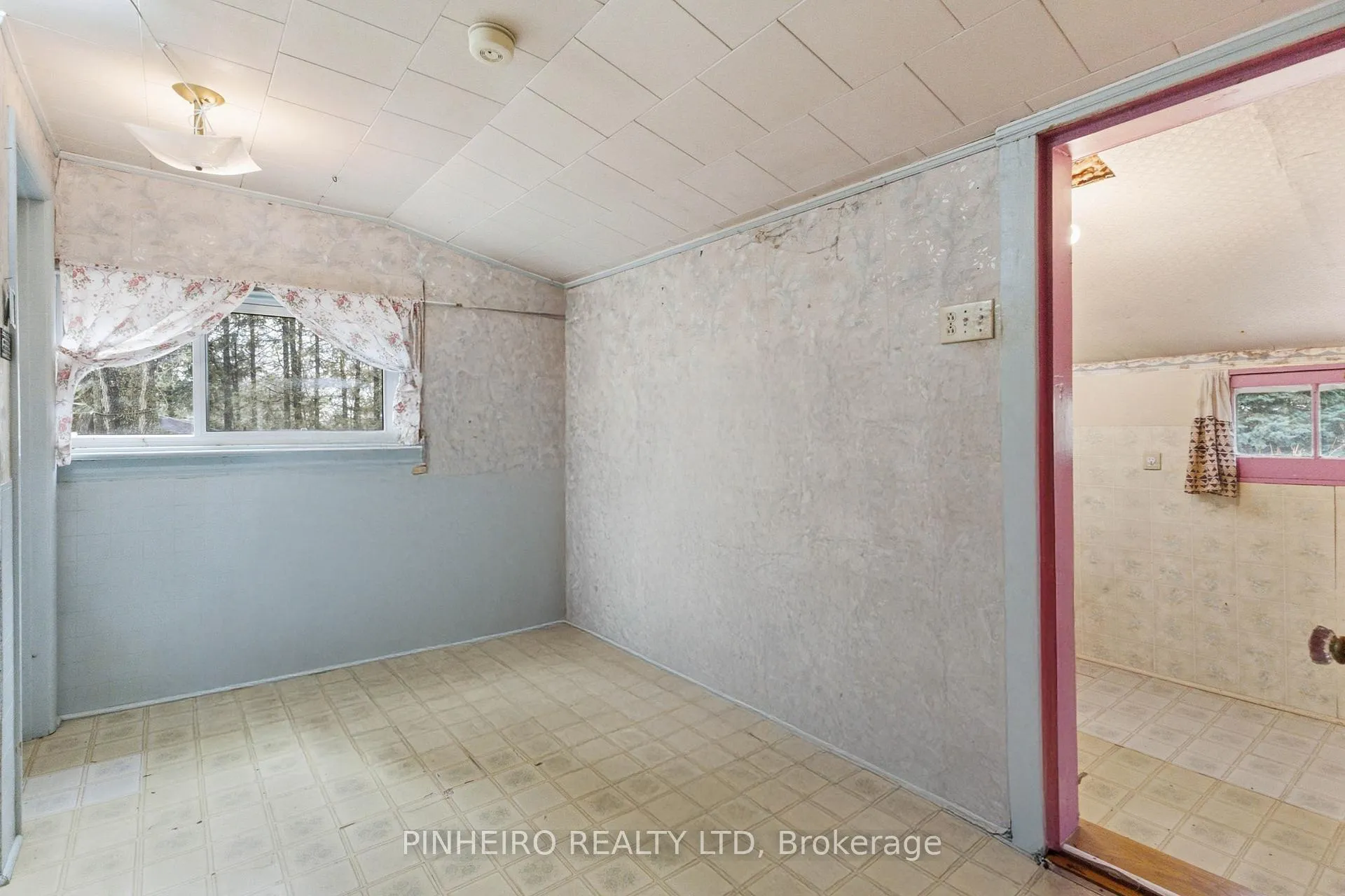 Photo 23 of 16376 Elginfield Road, Lucan Biddulph, Granton — HOMEH