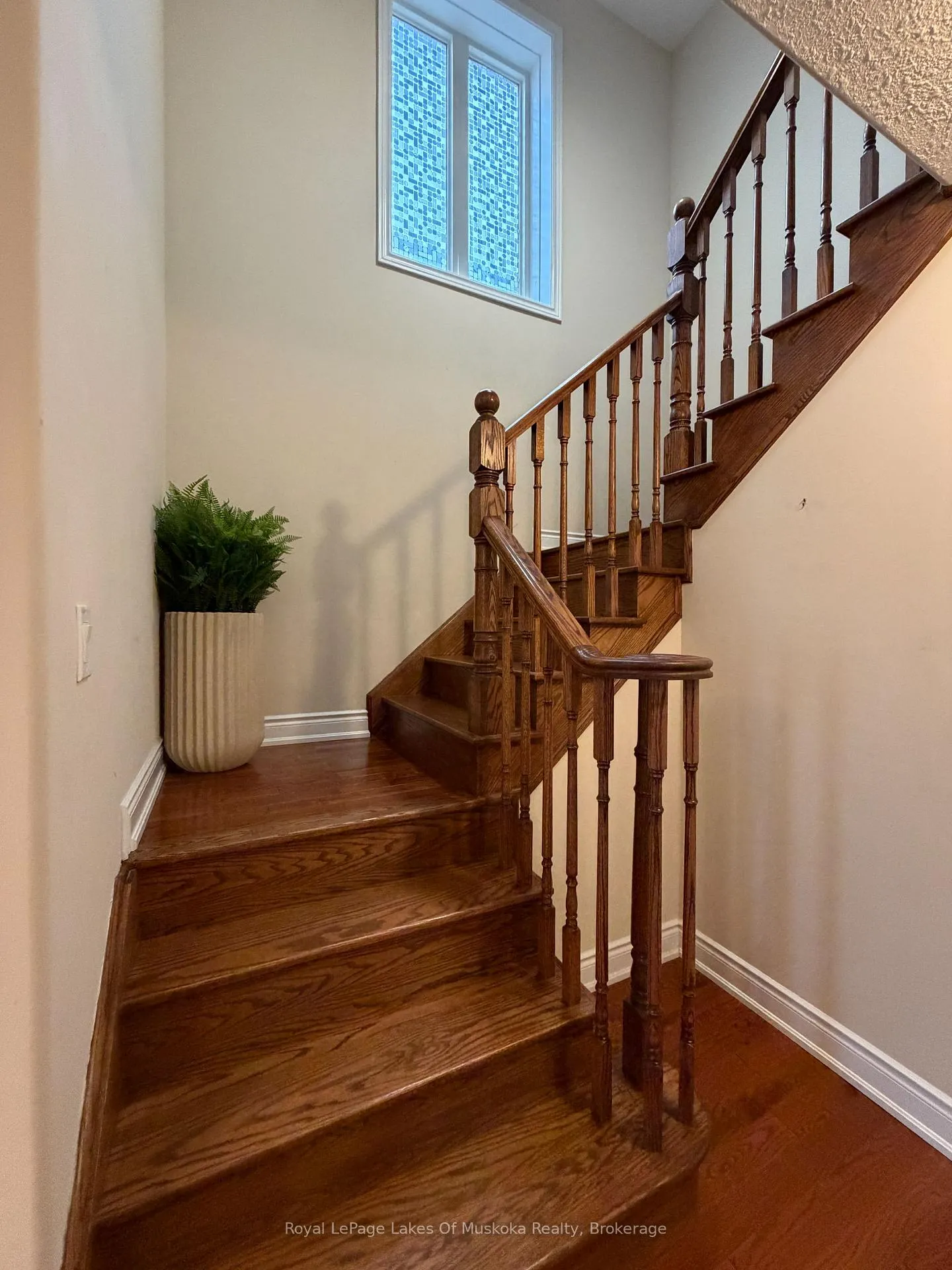 Photo 10 of 3038 Emperor Drive, Orillia — HOMEH