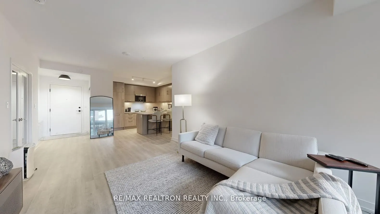 Photo 6 of Unit 319C, 38 Simcoe Promenade Circle, Markham, Unionville — HOMEH