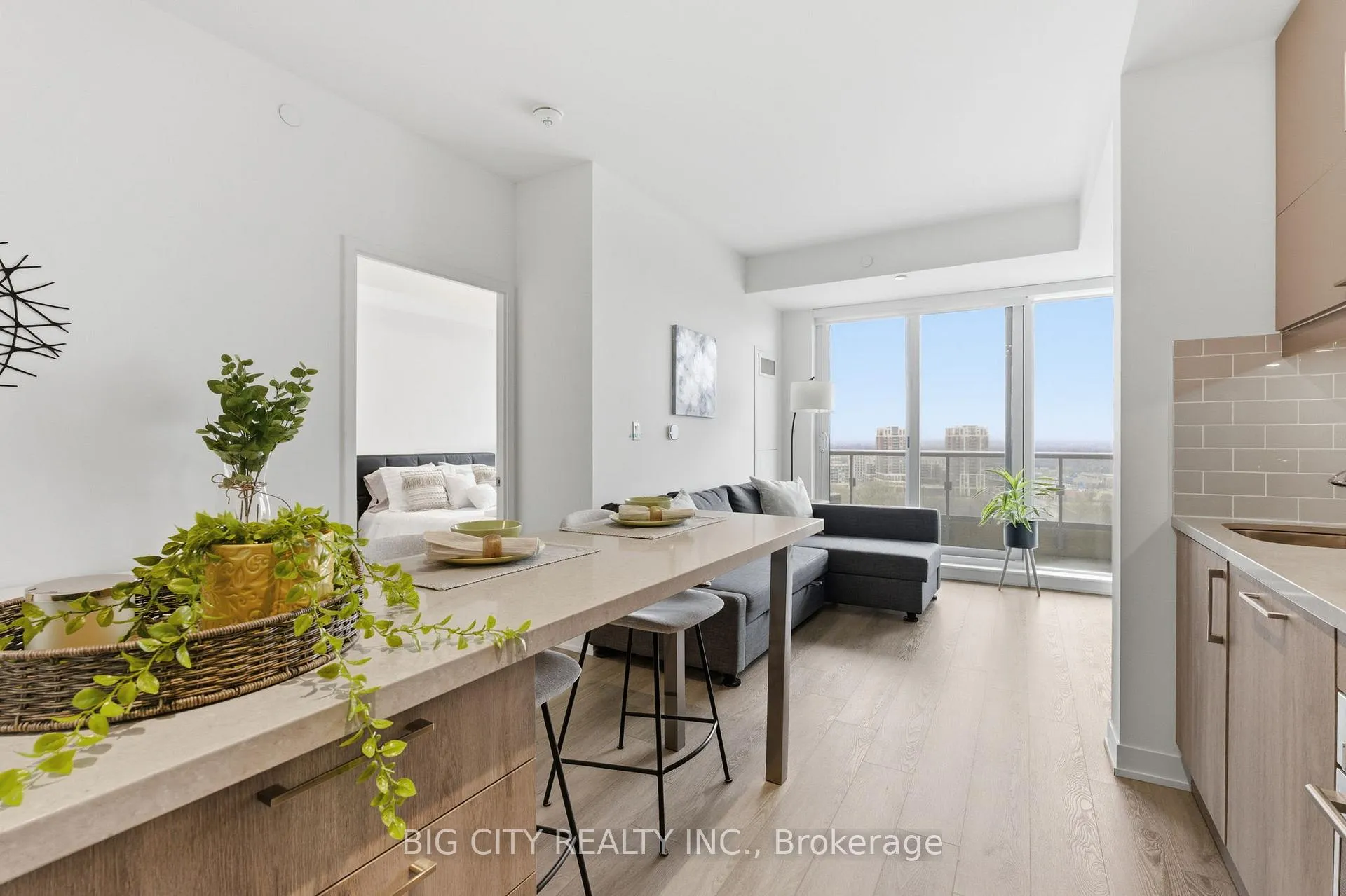 Photo 10 of Unit 1609, 292 Verdale Crossing, Markham, Unionville — HOMEH
