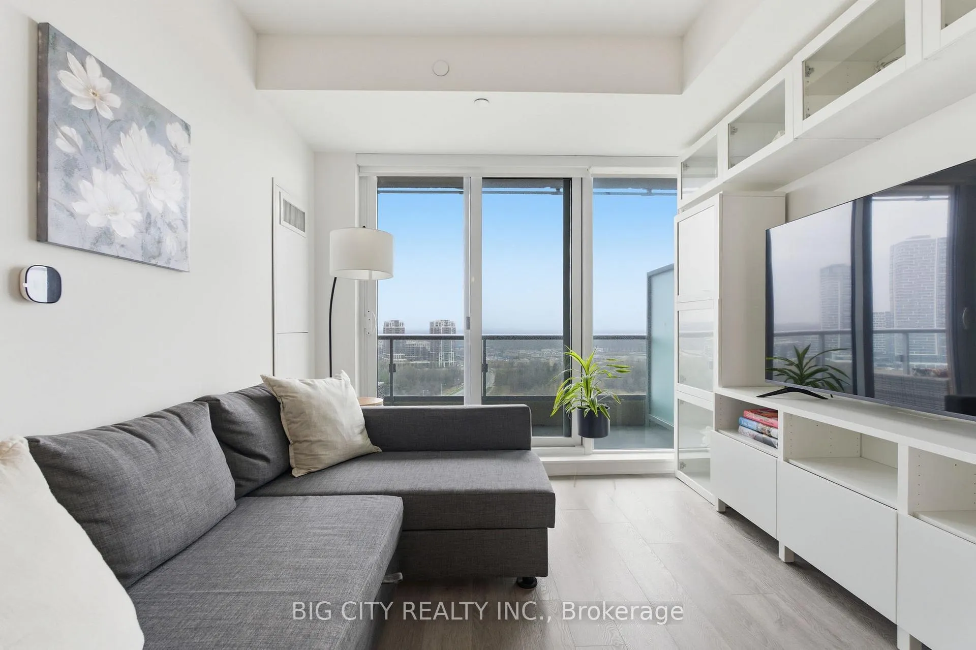 Photo 13 of Unit 1609, 292 Verdale Crossing, Markham, Unionville — HOMEH