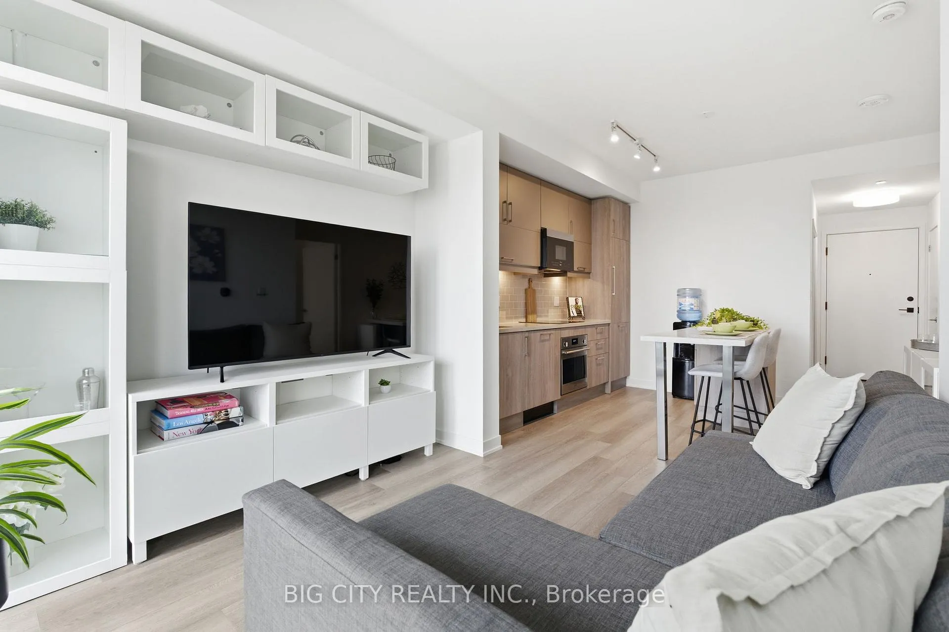 Photo 16 of Unit 1609, 292 Verdale Crossing, Markham, Unionville — HOMEH