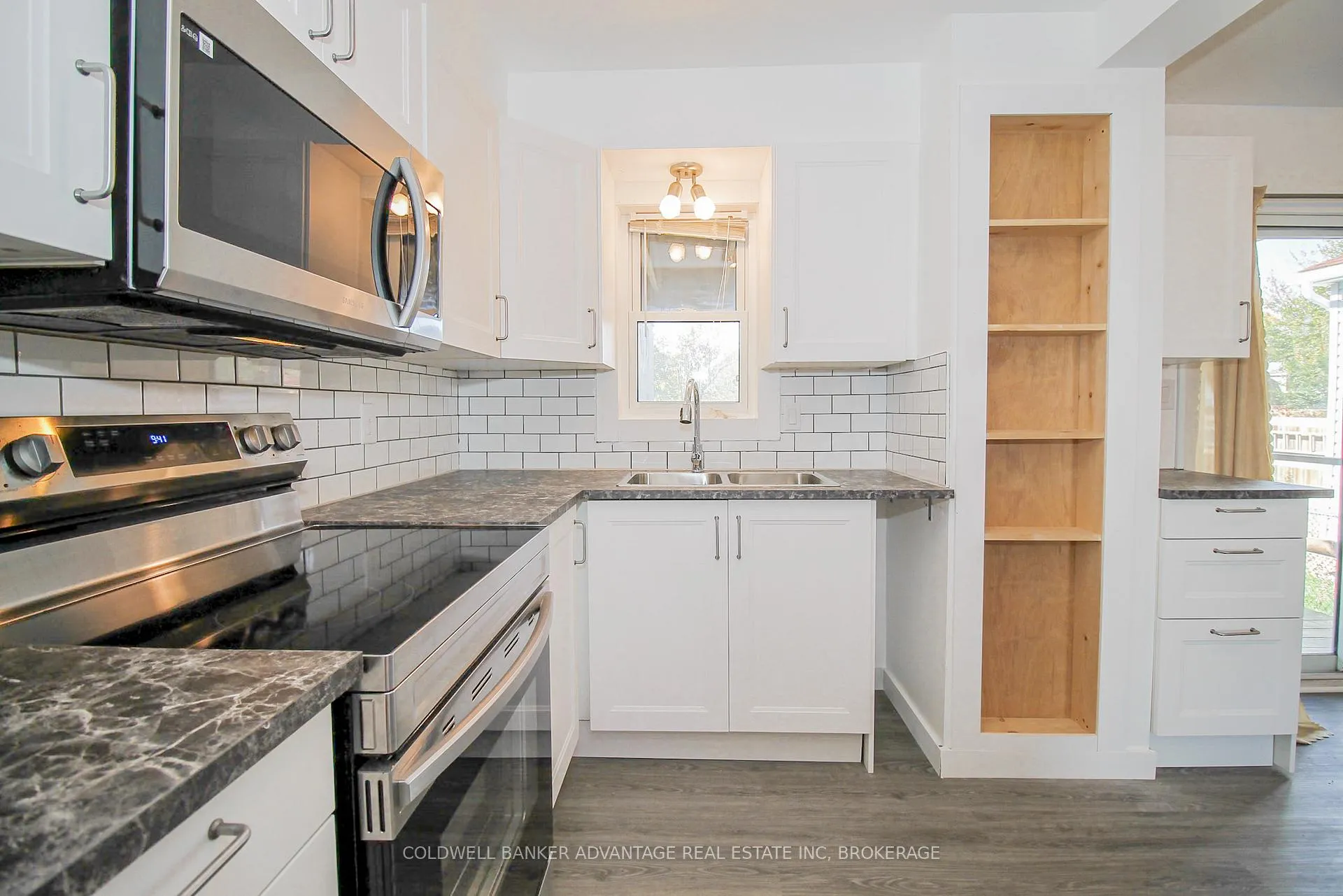 Photo 11 of 215 Burgar Street, Welland, Welland Downtown — HOMEH