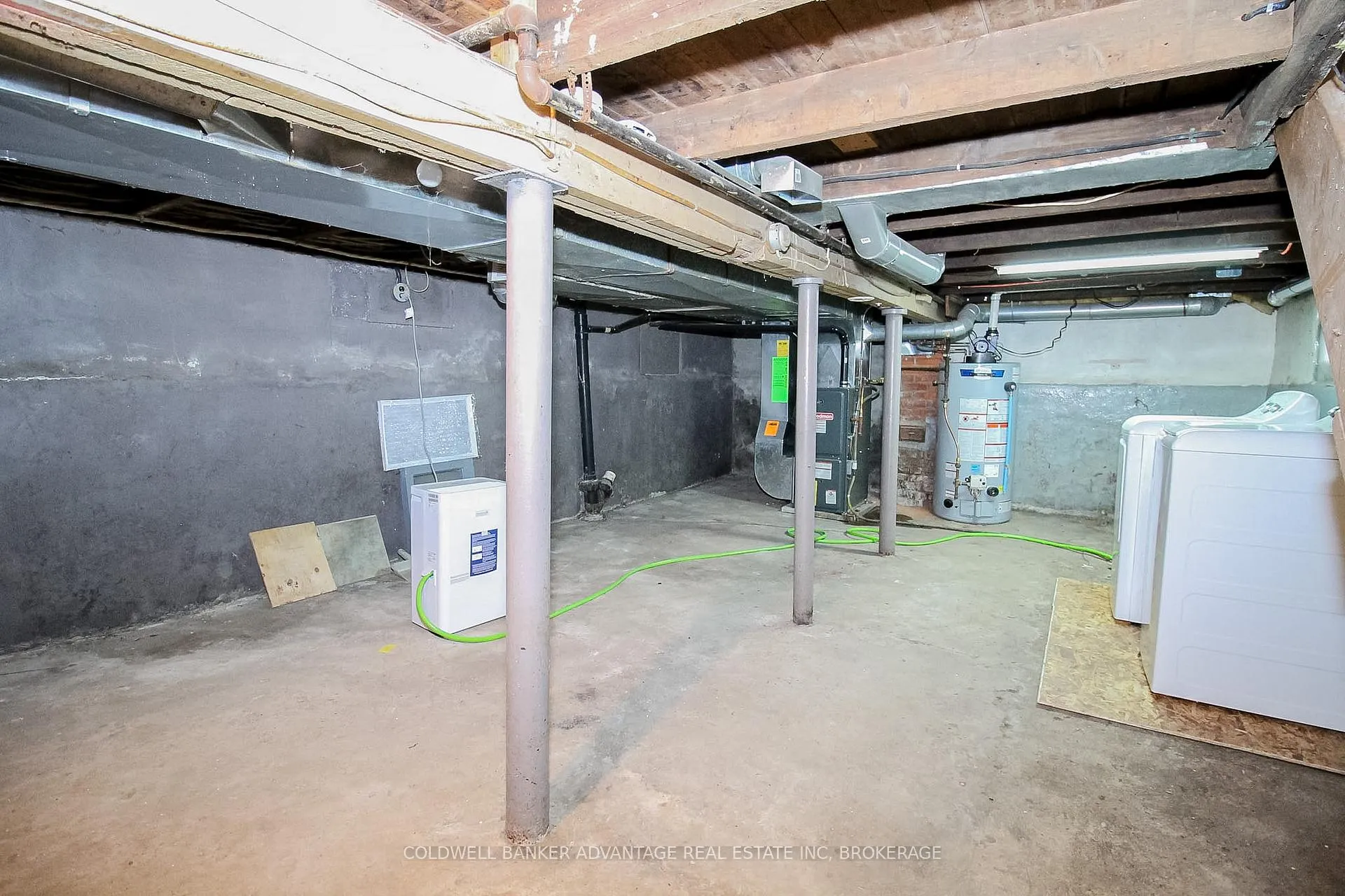 Photo 20 of 215 Burgar Street, Welland, Welland Downtown — HOMEH