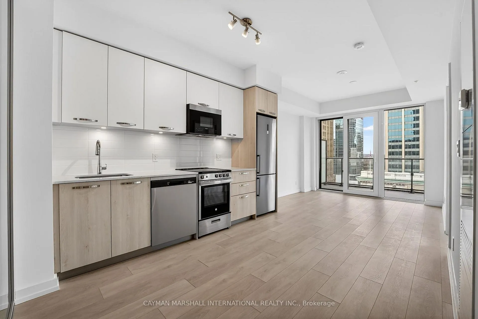 Photo 2 of Unit 804, 75 James Street S, Hamilton, Corktown — HOMEH