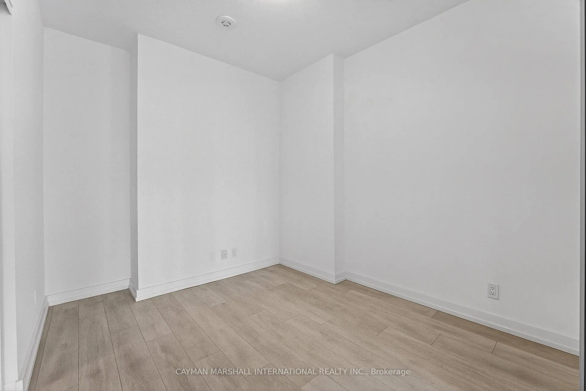 Photo 11 of Unit 804, 75 James Street S, Hamilton, Corktown — HOMEH