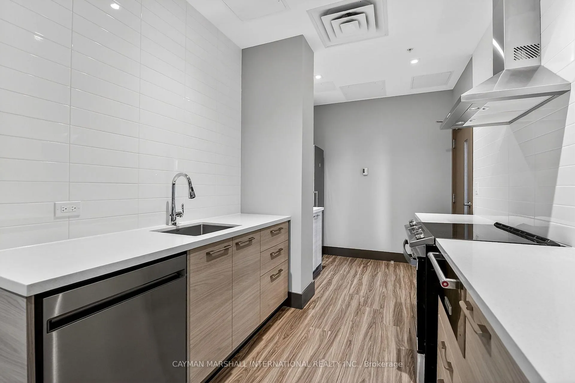 Photo 23 of Unit 804, 75 James Street S, Hamilton, Corktown — HOMEH