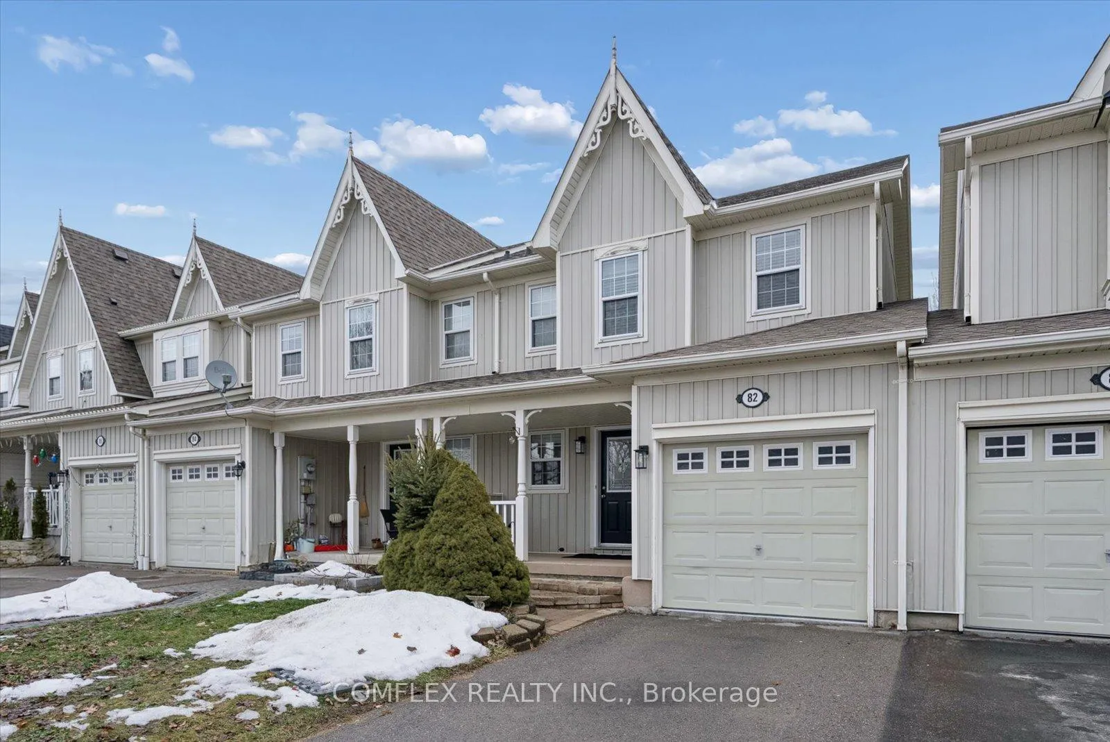 Photo 2 of 82 Bexley Crescent, Whitby, Brooklin — HOMEH