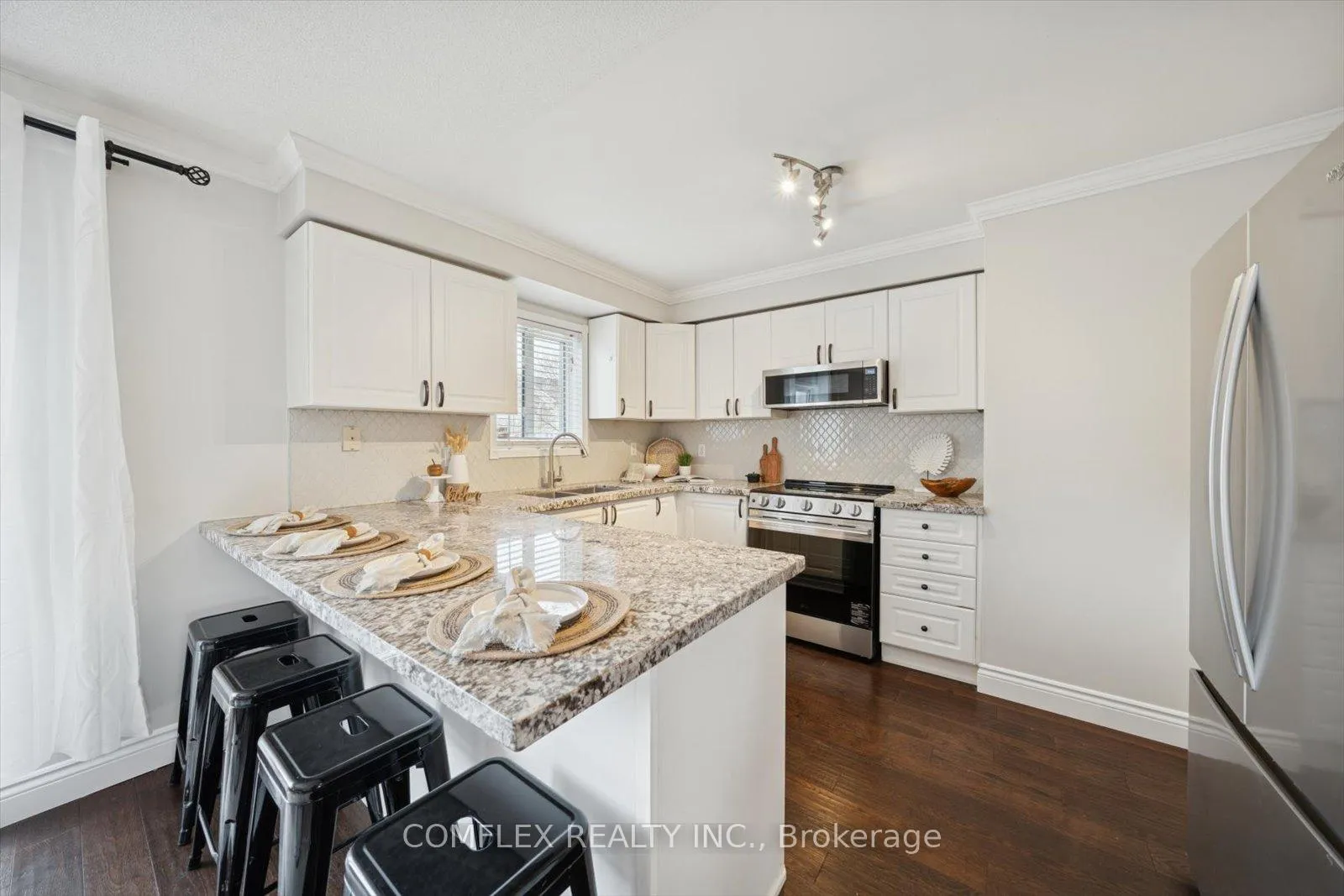 Photo 13 of 82 Bexley Crescent, Whitby, Brooklin — HOMEH
