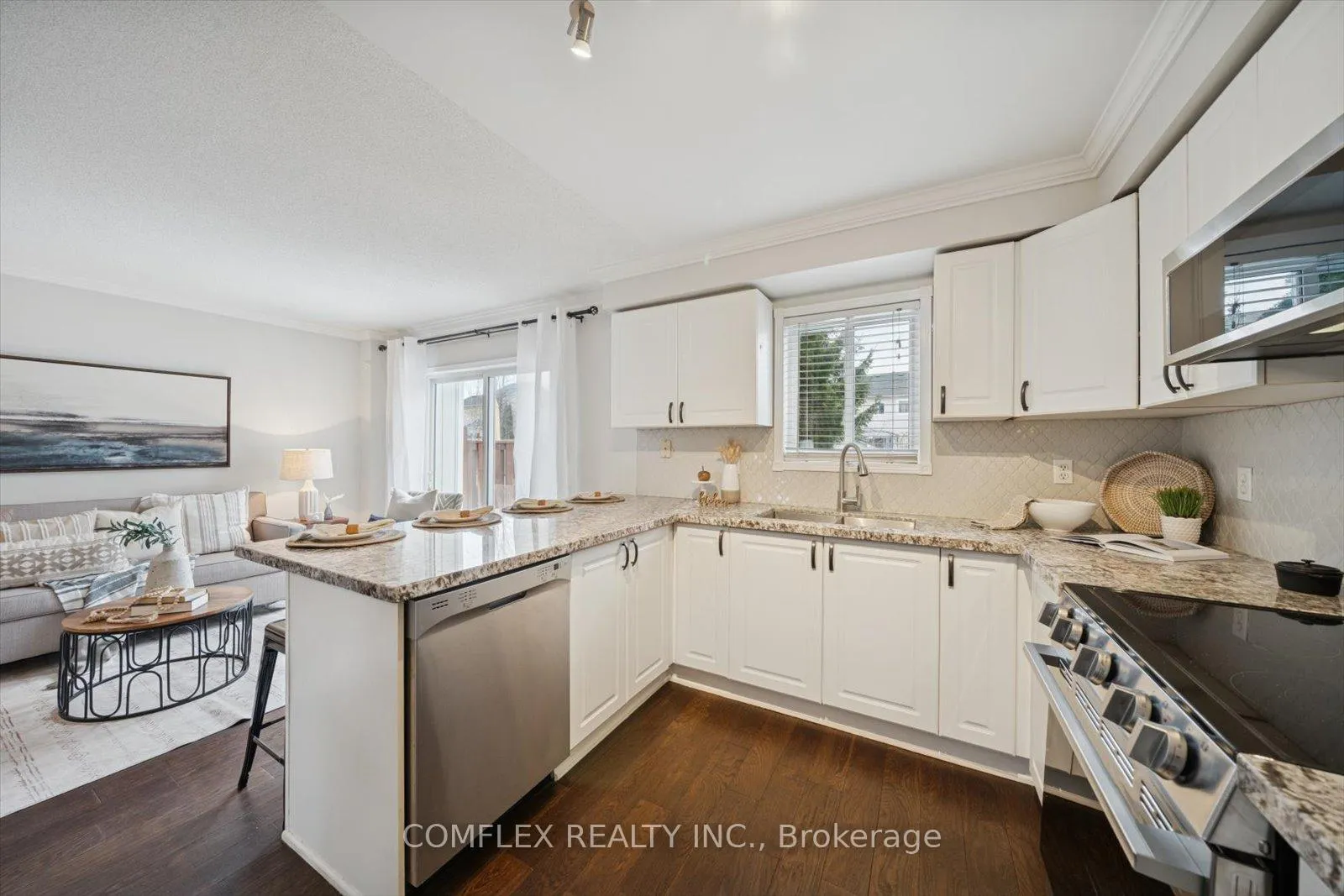 Photo 15 of 82 Bexley Crescent, Whitby, Brooklin — HOMEH