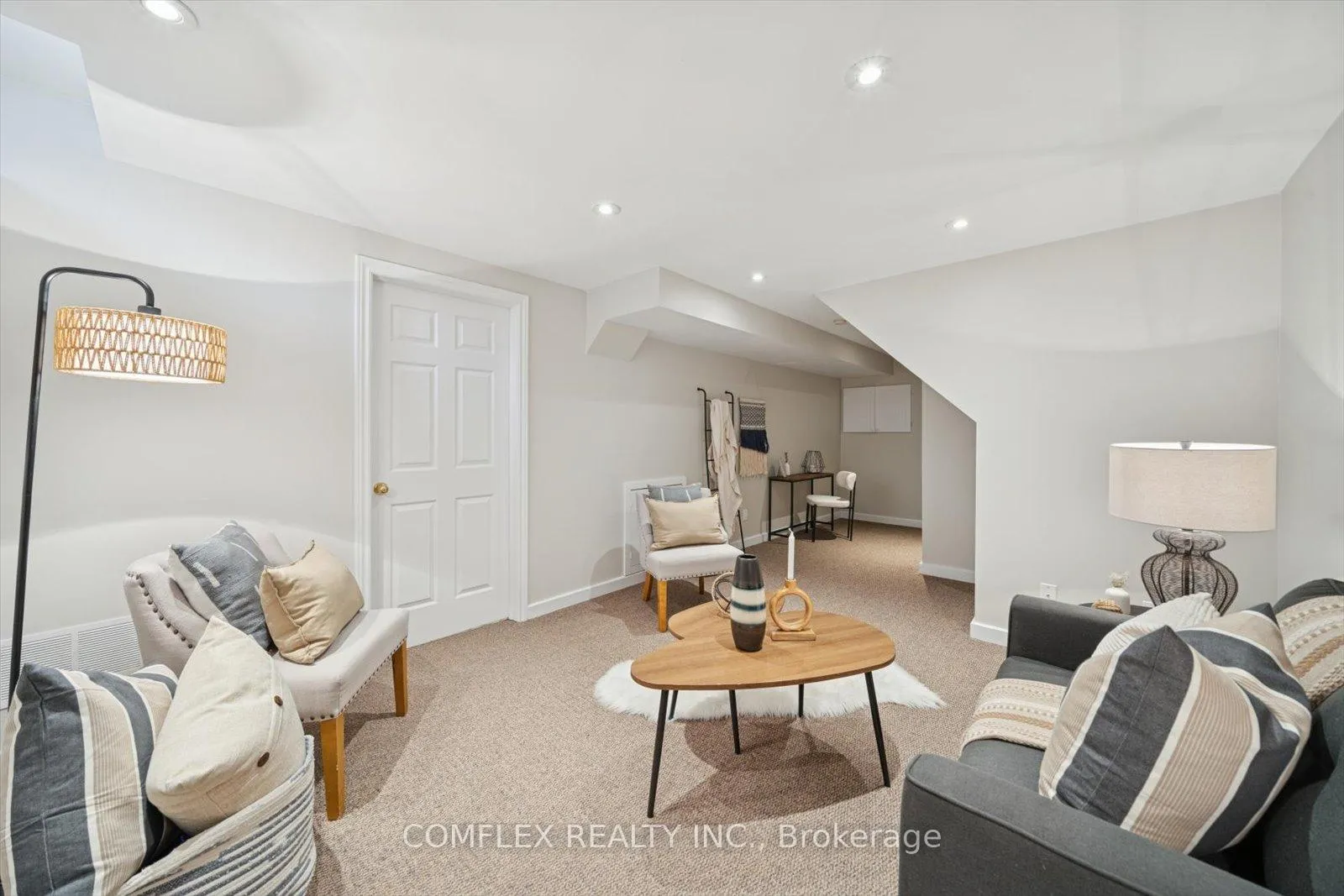 Photo 34 of 82 Bexley Crescent, Whitby, Brooklin — HOMEH
