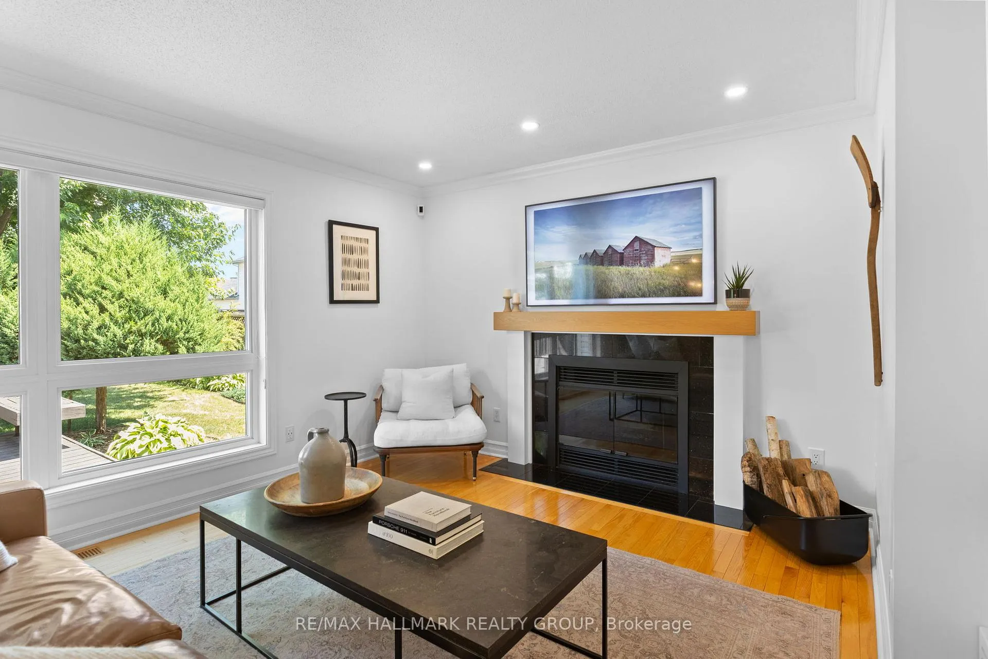 Photo 7 of 804 Adencliffe Drive, Ottawa, Fallingbrook/Ridgemount — HOMEH