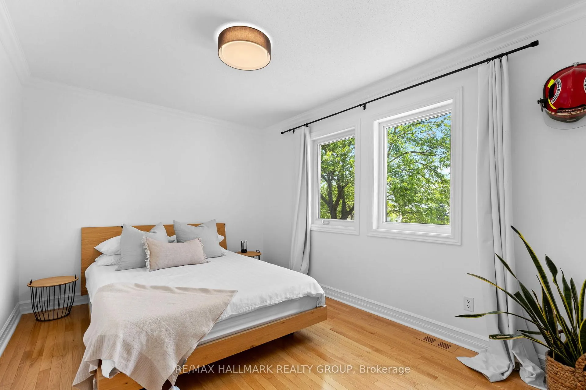 Photo 21 of 804 Adencliffe Drive, Ottawa, Fallingbrook/Ridgemount — HOMEH