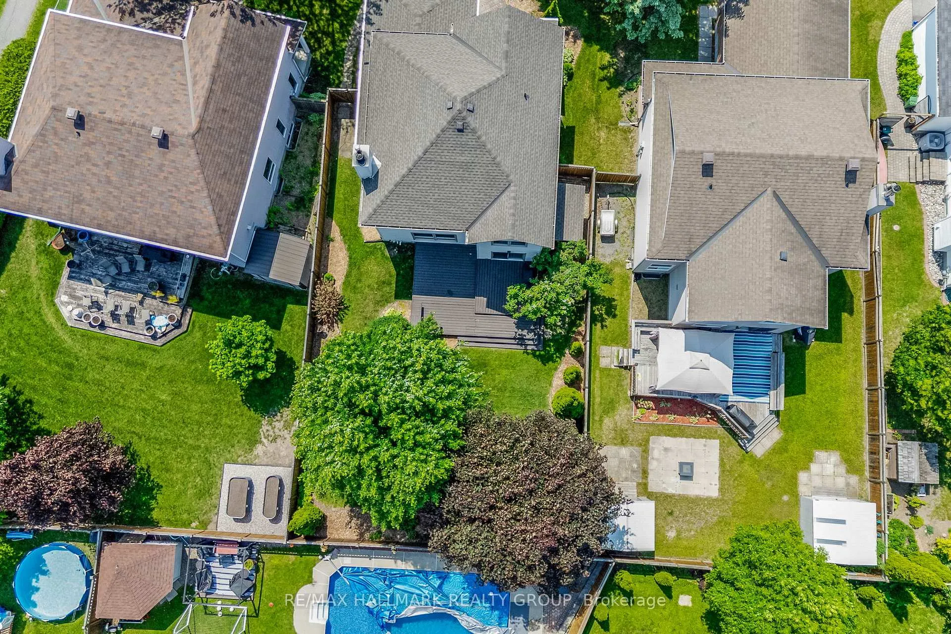 Photo 31 of 804 Adencliffe Drive, Ottawa, Fallingbrook/Ridgemount — HOMEH