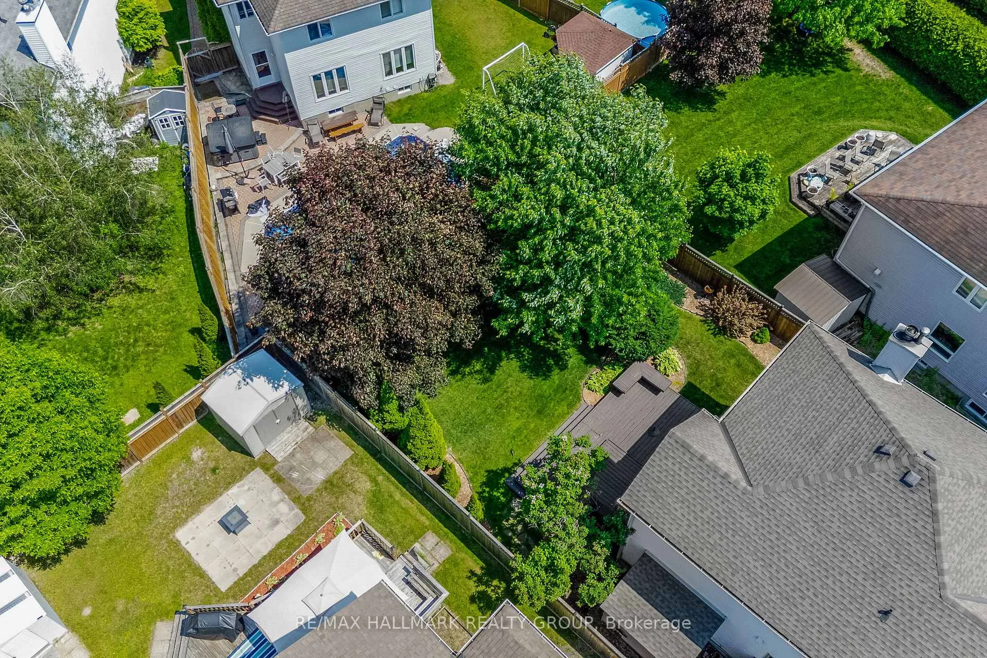 Photo 33 of 804 Adencliffe Drive, Ottawa, Fallingbrook/Ridgemount — HOMEH