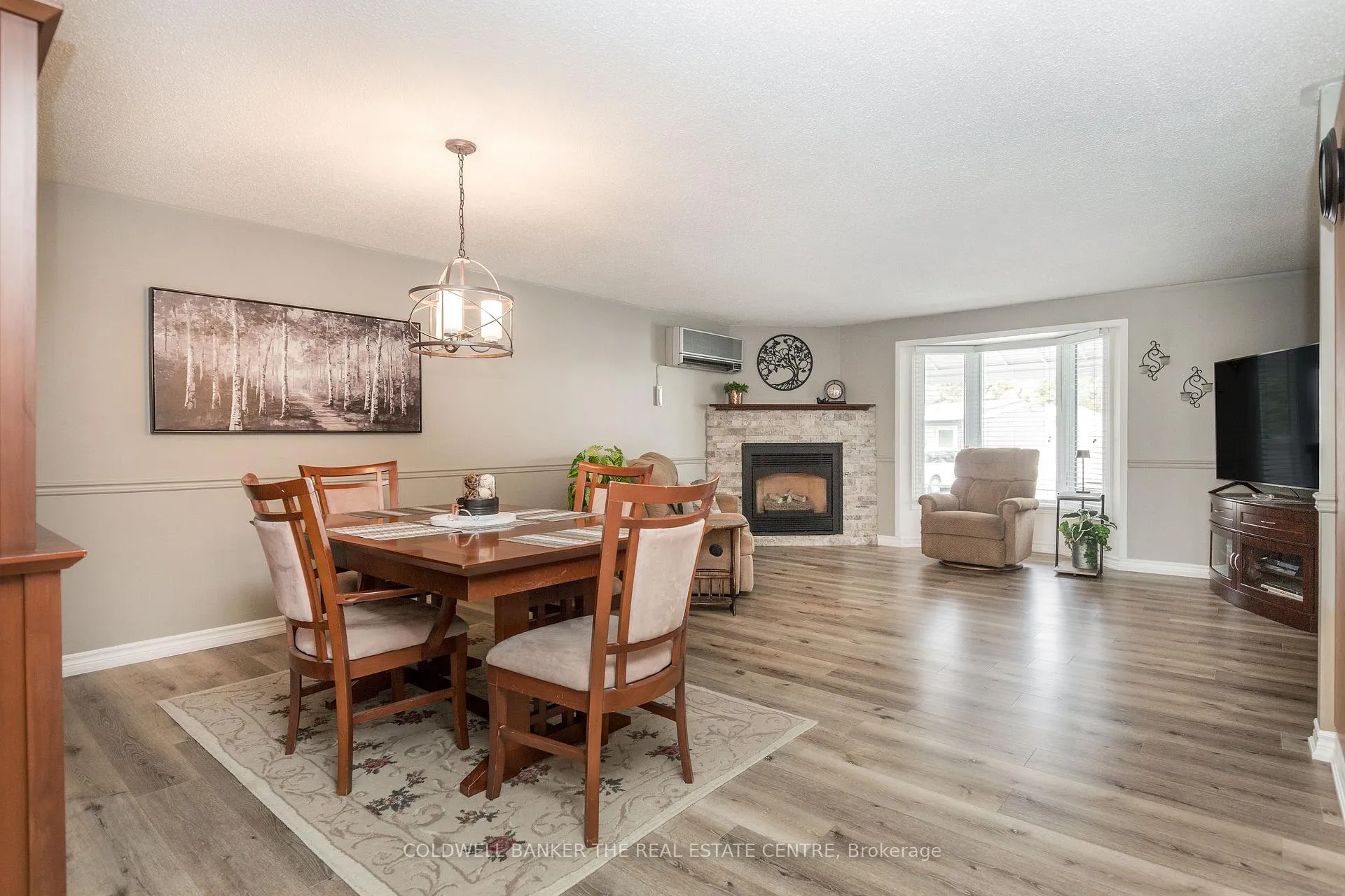 Photo 11 of 59 Linden Lane, Innisfil, Rural Innisfil — HOMEH