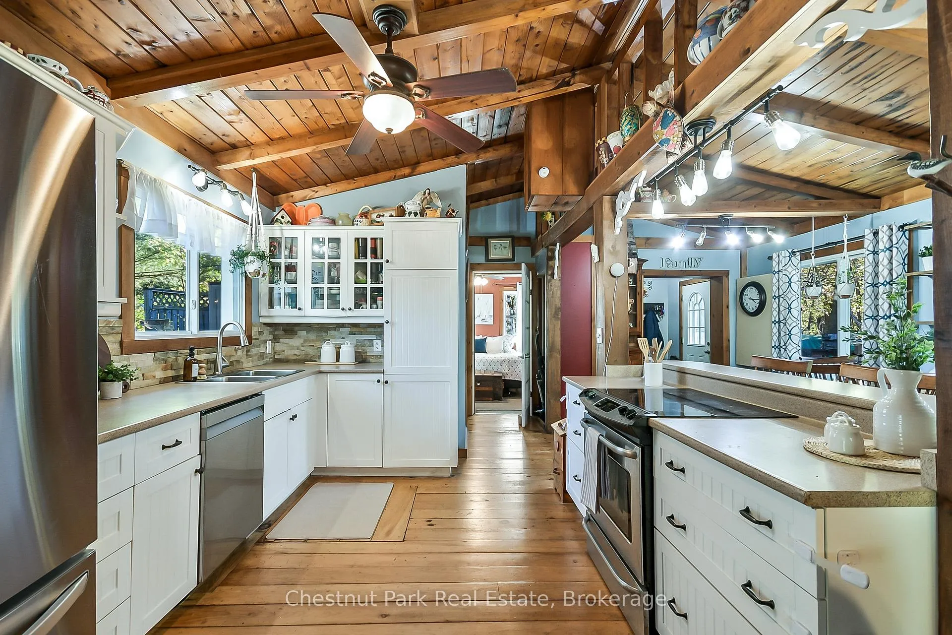 Photo 17 of 1725 518 East Highway, Kearney — HOMEH