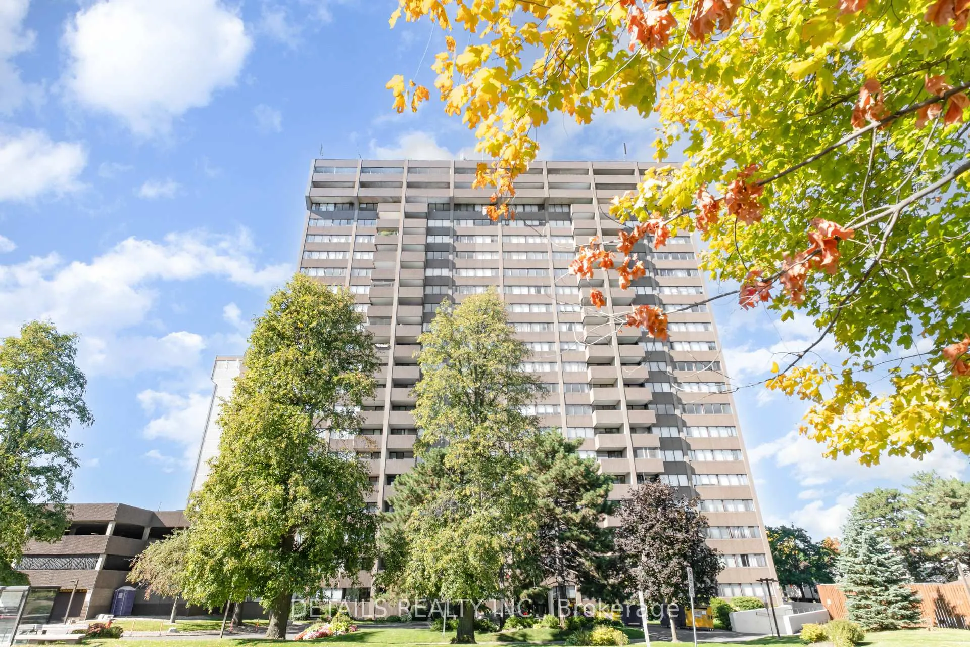 Photo 2 of Unit 906, 1285 Cahill Drive, Ottawa, South Keys — HOMEH