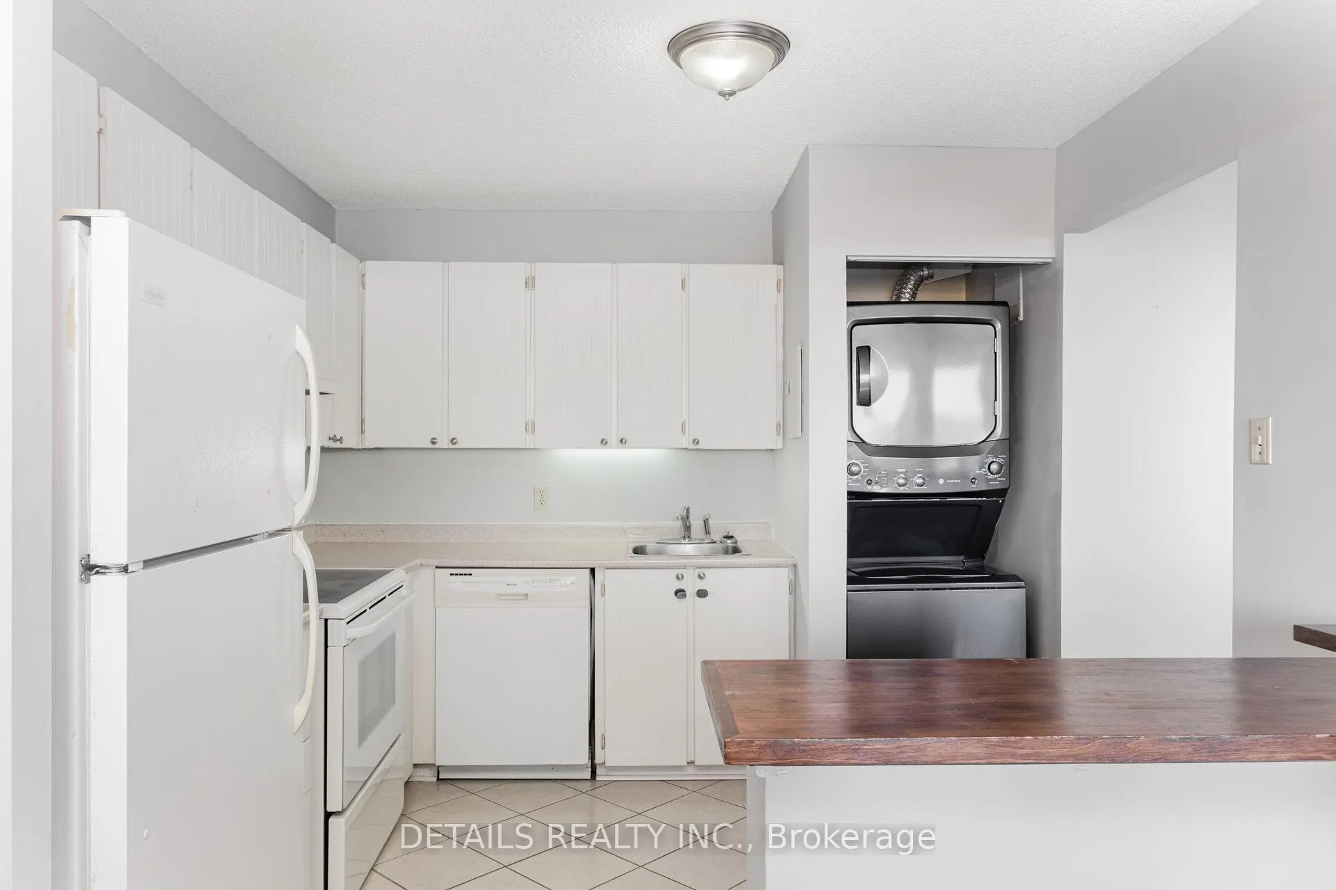 Photo 10 of Unit 906, 1285 Cahill Drive, Ottawa, South Keys — HOMEH