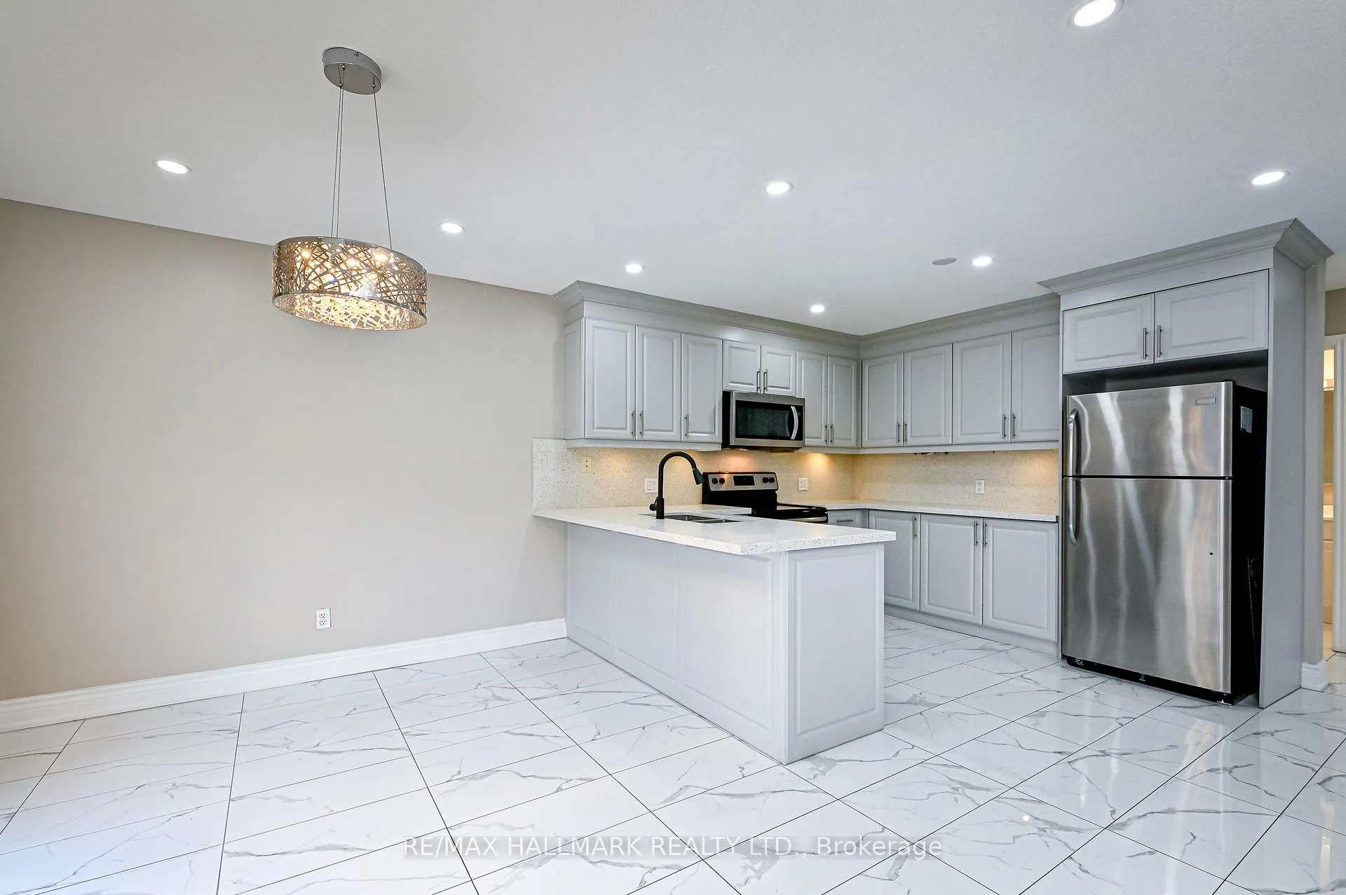 Photo 9 of 103 Winifred Street, Kitchener, Pioneer Tower West — HOMEH