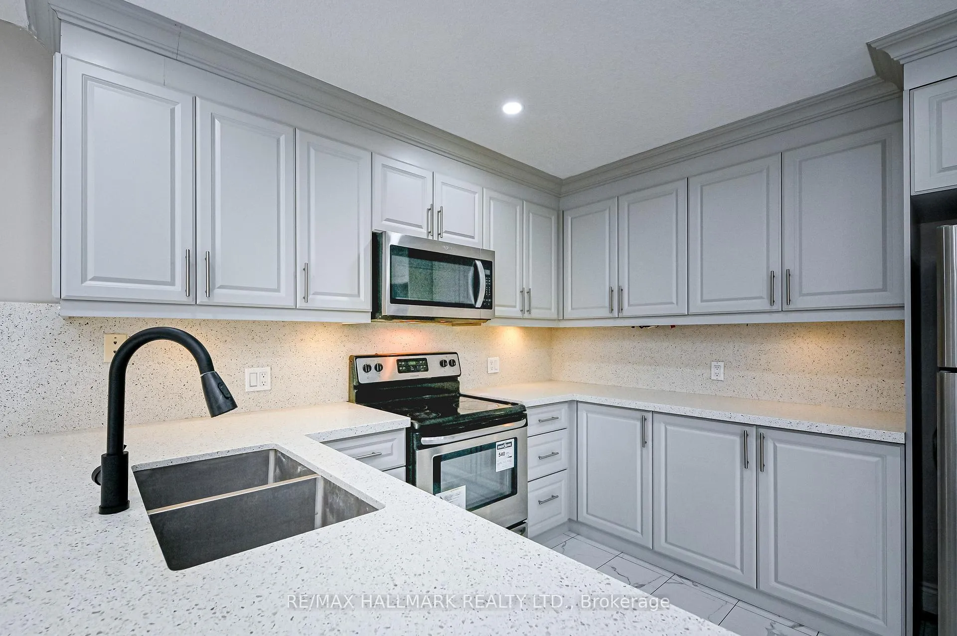 Photo 12 of 103 Winifred Street, Kitchener, Pioneer Tower West — HOMEH