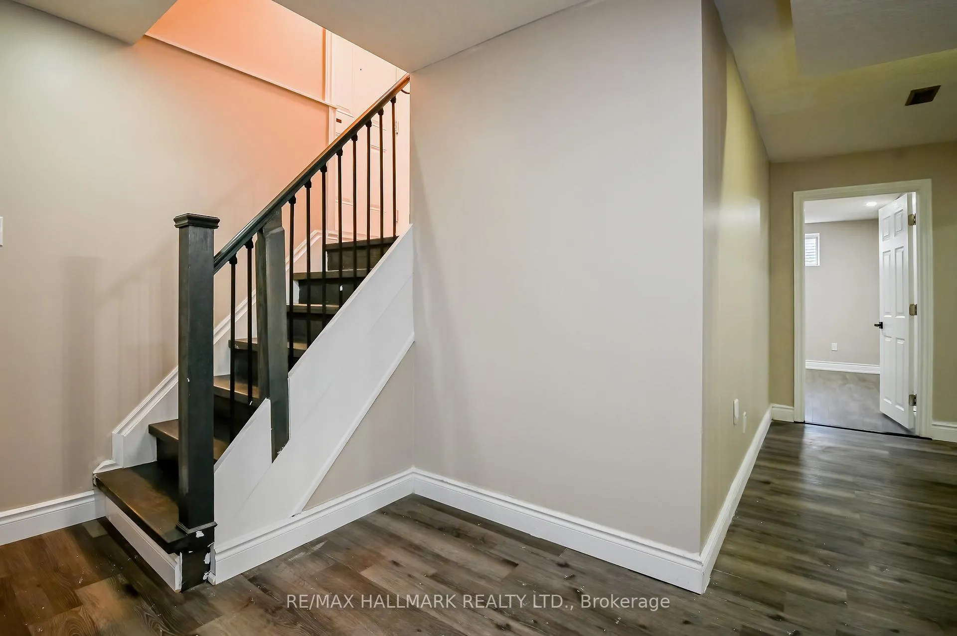 Photo 34 of 103 Winifred Street, Kitchener, Pioneer Tower West — HOMEH