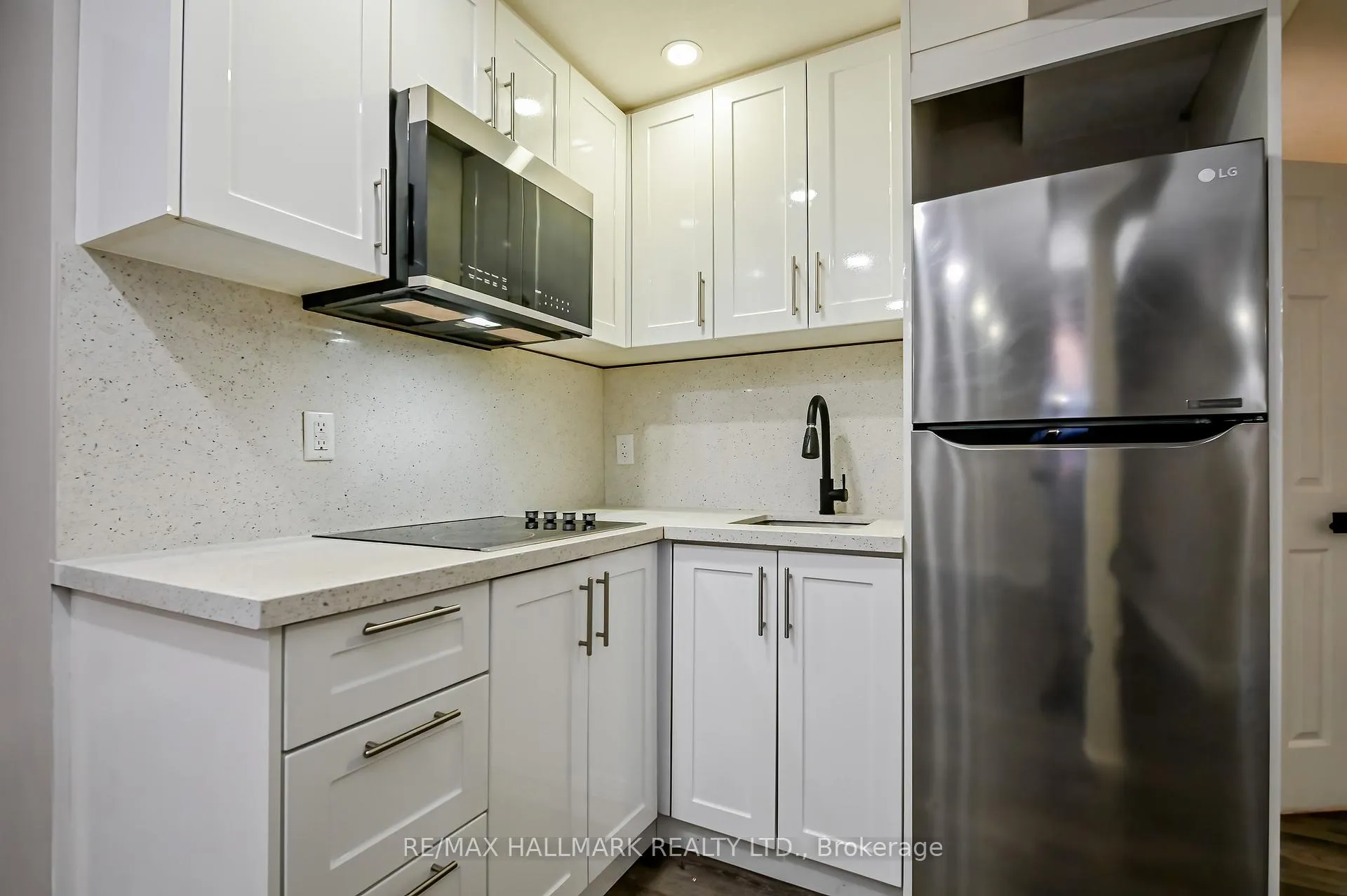 Photo 40 of 103 Winifred Street, Kitchener, Pioneer Tower West — HOMEH