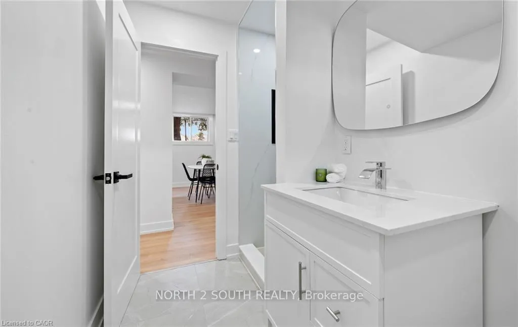 Photo 4 of Unit Bsmt, 105 Lilacside Drive, Hamilton, Thorner — HOMEH