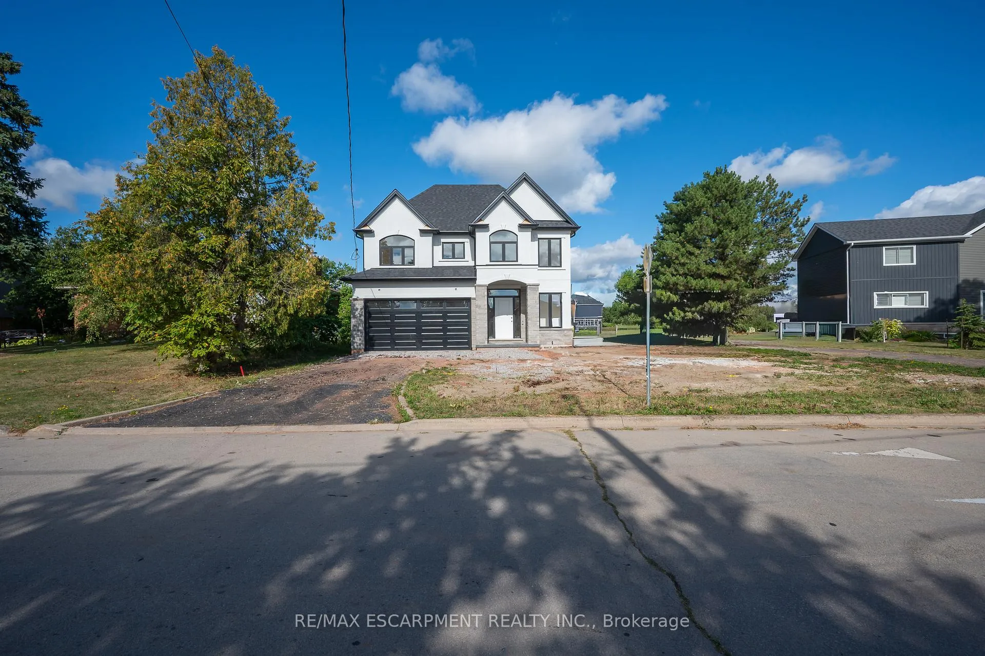Photo 2 of 141 Margaret Avenue, Hamilton, Stoney Creek — HOMEH