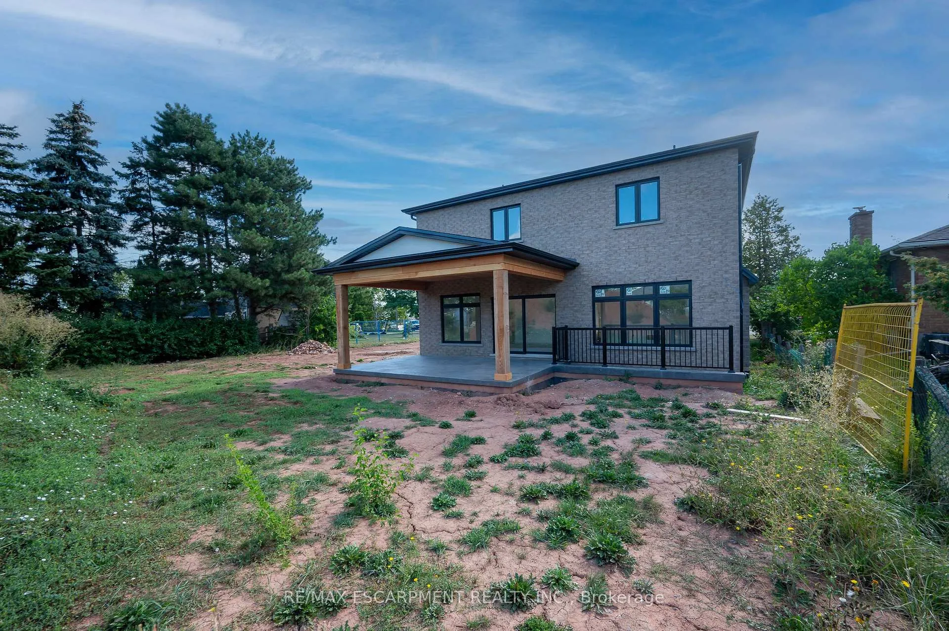 Photo 8 of 141 Margaret Avenue, Hamilton, Stoney Creek — HOMEH