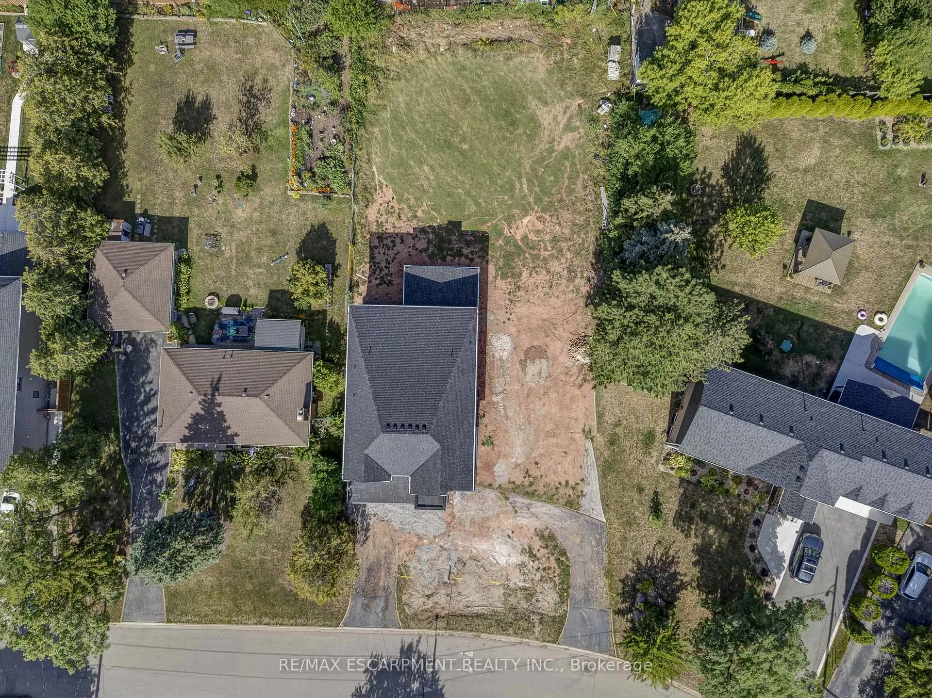 Photo 10 of 141 Margaret Avenue, Hamilton, Stoney Creek — HOMEH
