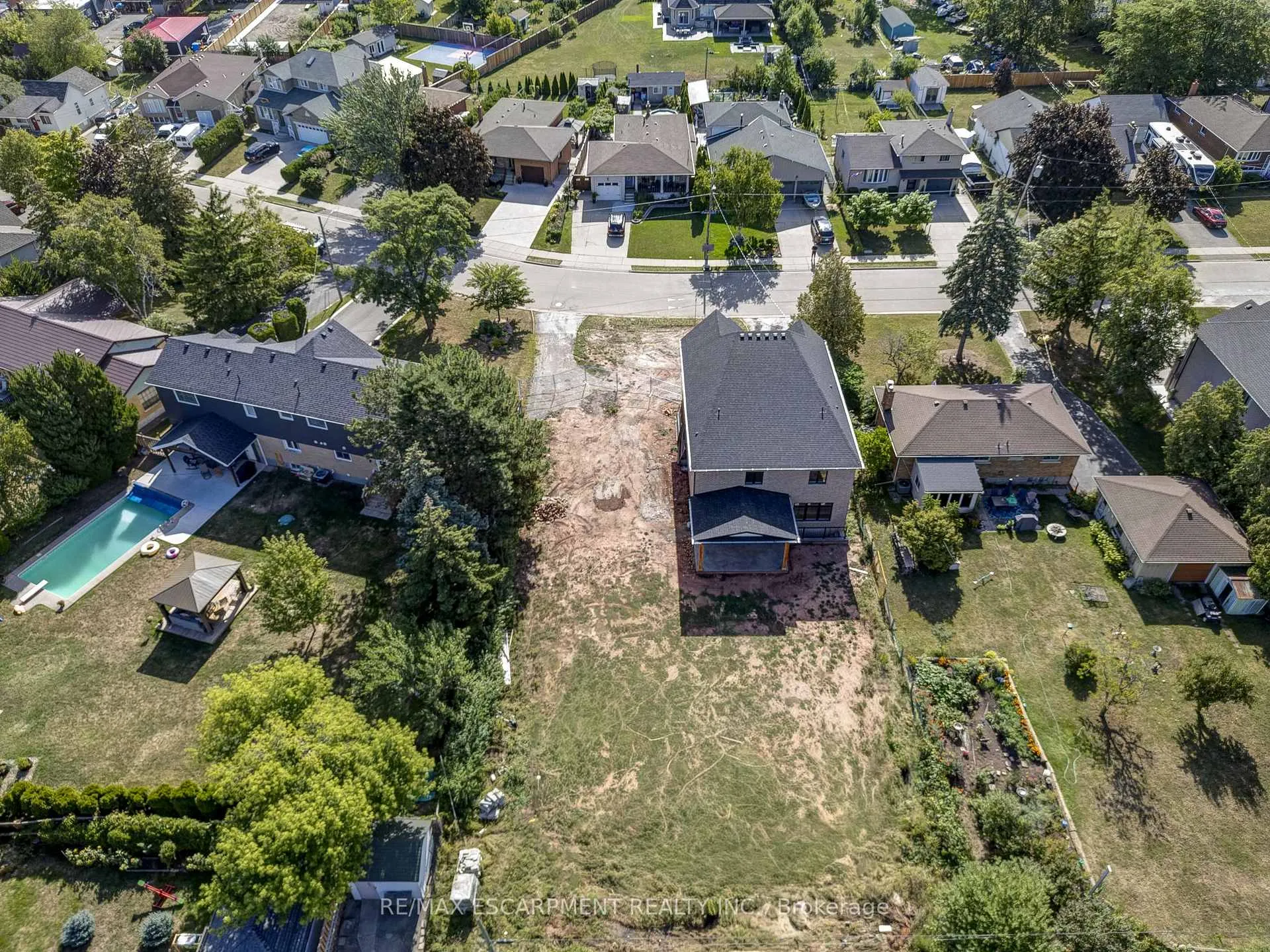 Photo 12 of 141 Margaret Avenue, Hamilton, Stoney Creek — HOMEH