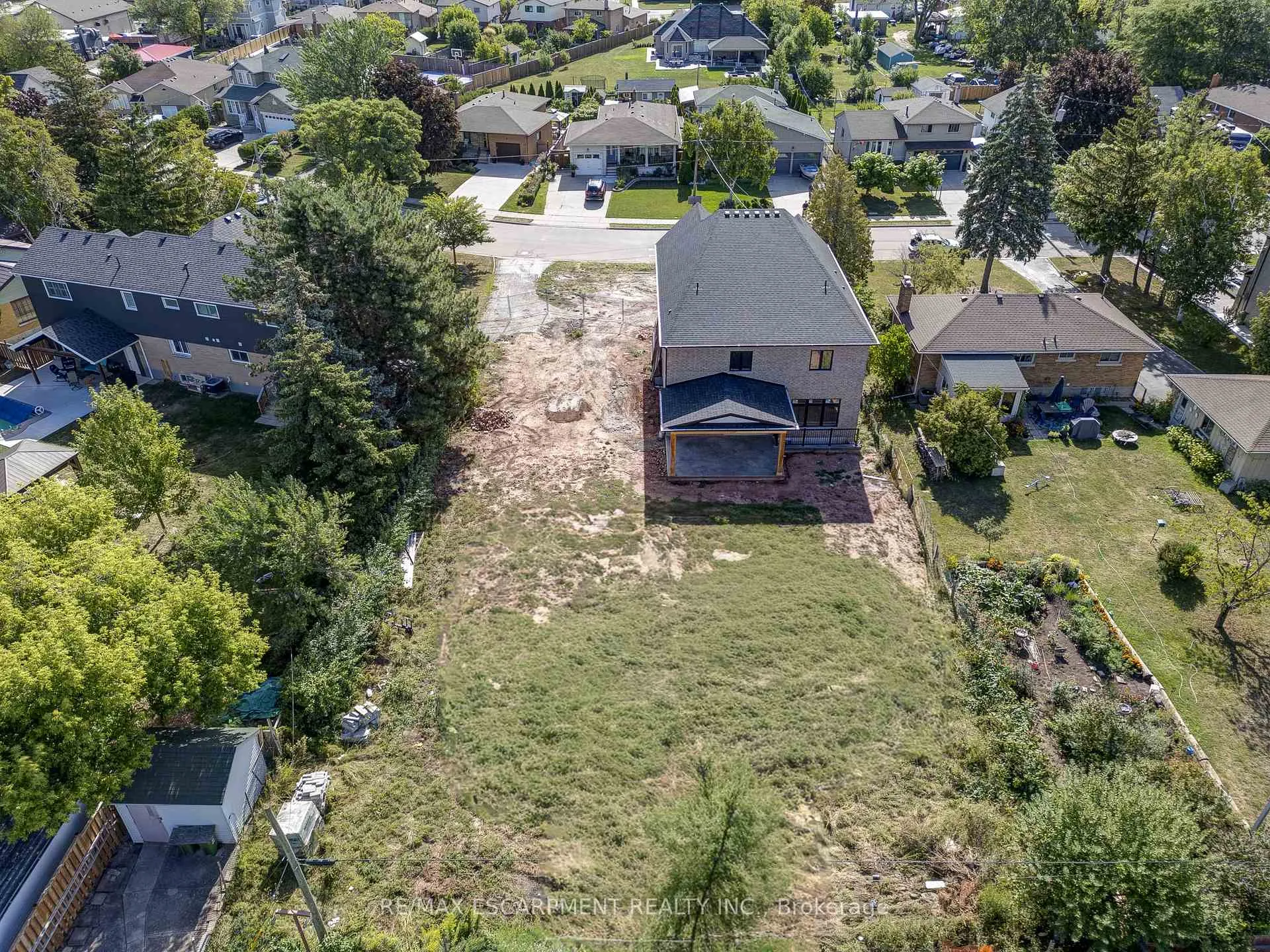 Photo 13 of 141 Margaret Avenue, Hamilton, Stoney Creek — HOMEH