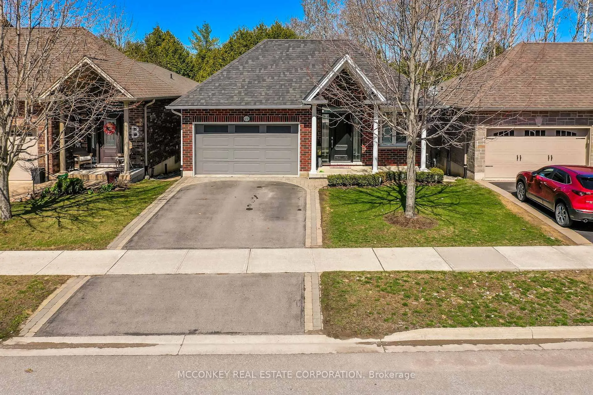 Photo 2 of 458 Raymond Street, Peterborough, Northcrest Ward 5 — HOMEH