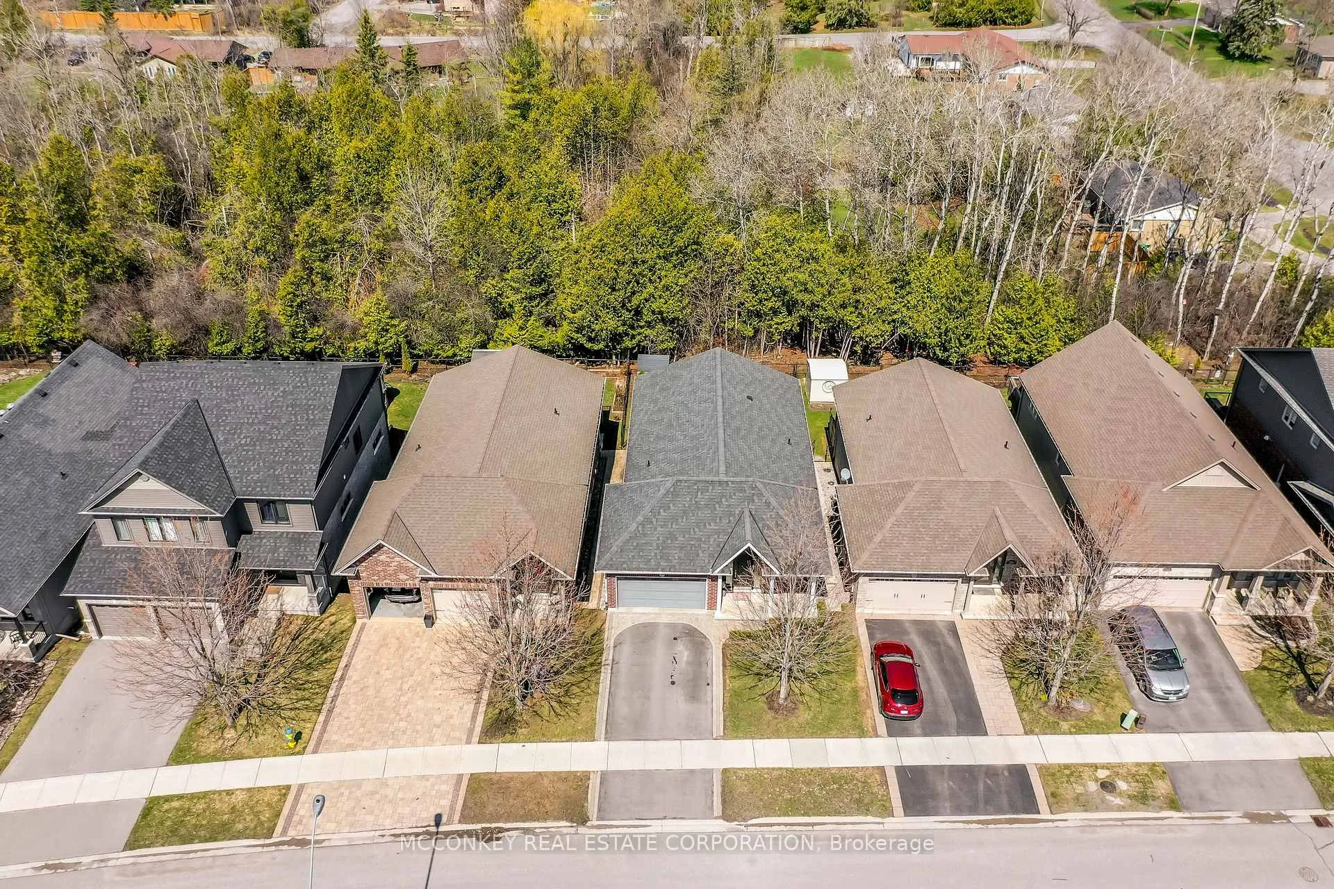 Photo 6 of 458 Raymond Street, Peterborough, Northcrest Ward 5 — HOMEH