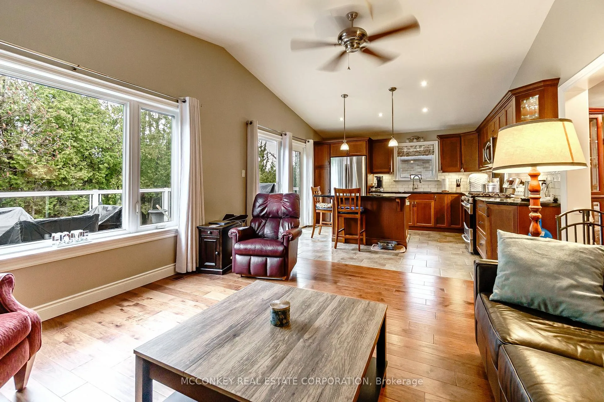 Photo 12 of 458 Raymond Street, Peterborough, Northcrest Ward 5 — HOMEH