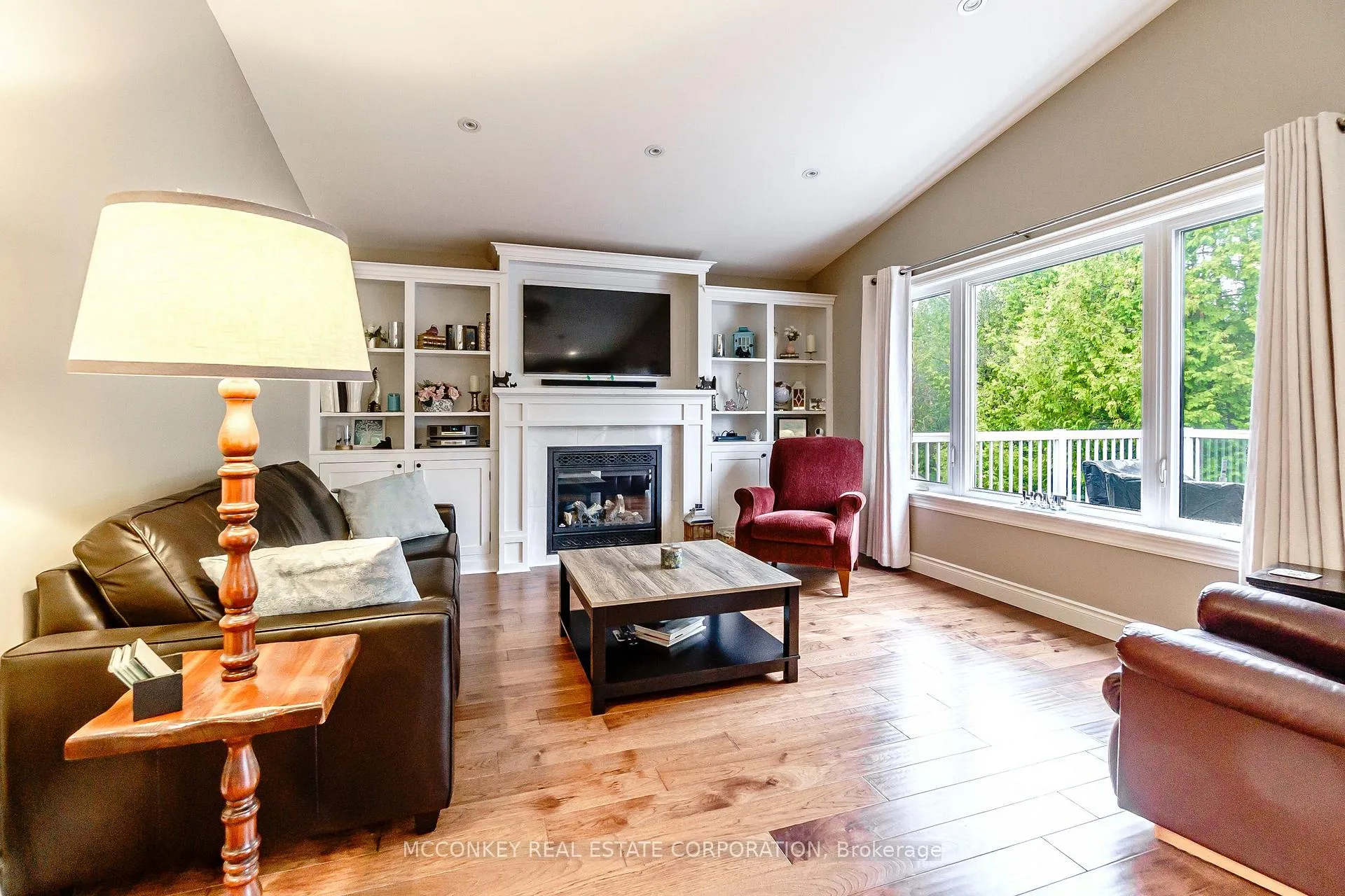 Photo 15 of 458 Raymond Street, Peterborough, Northcrest Ward 5 — HOMEH
