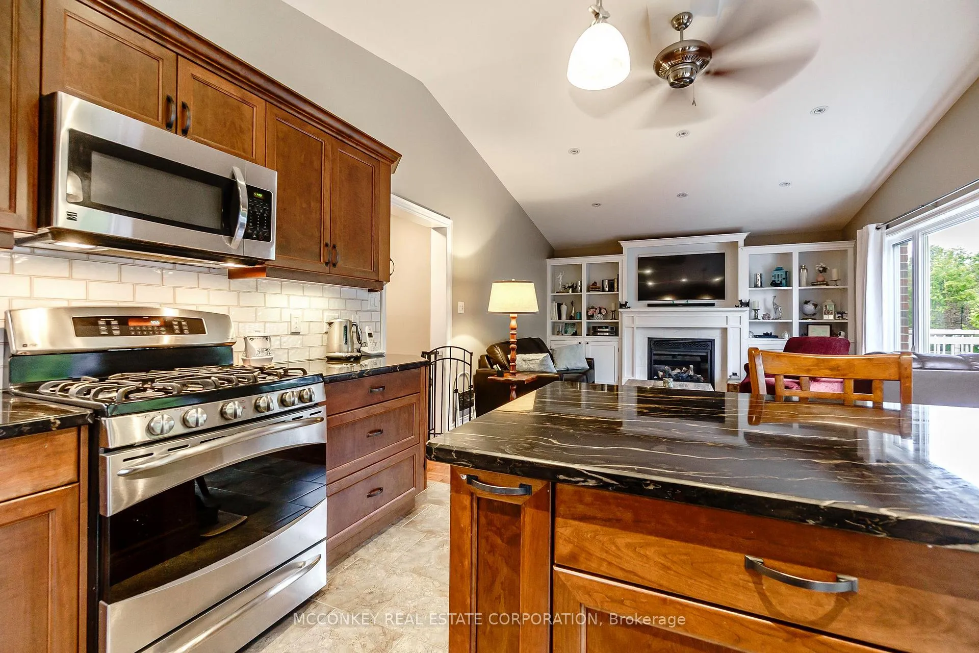Photo 20 of 458 Raymond Street, Peterborough, Northcrest Ward 5 — HOMEH