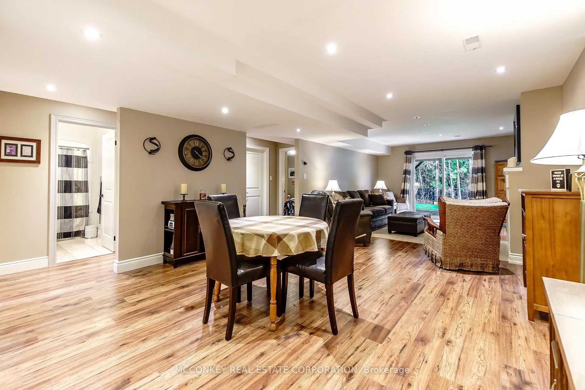 Photo 36 of 458 Raymond Street, Peterborough, Northcrest Ward 5 — HOMEH
