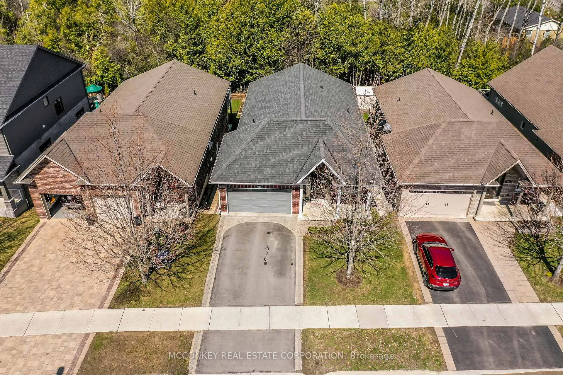Photo 43 of 458 Raymond Street, Peterborough, Northcrest Ward 5 — HOMEH