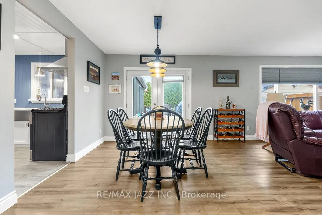 Photo 10 of 29 Grandview Drive, Kawartha Lakes, Ops — HOMEH