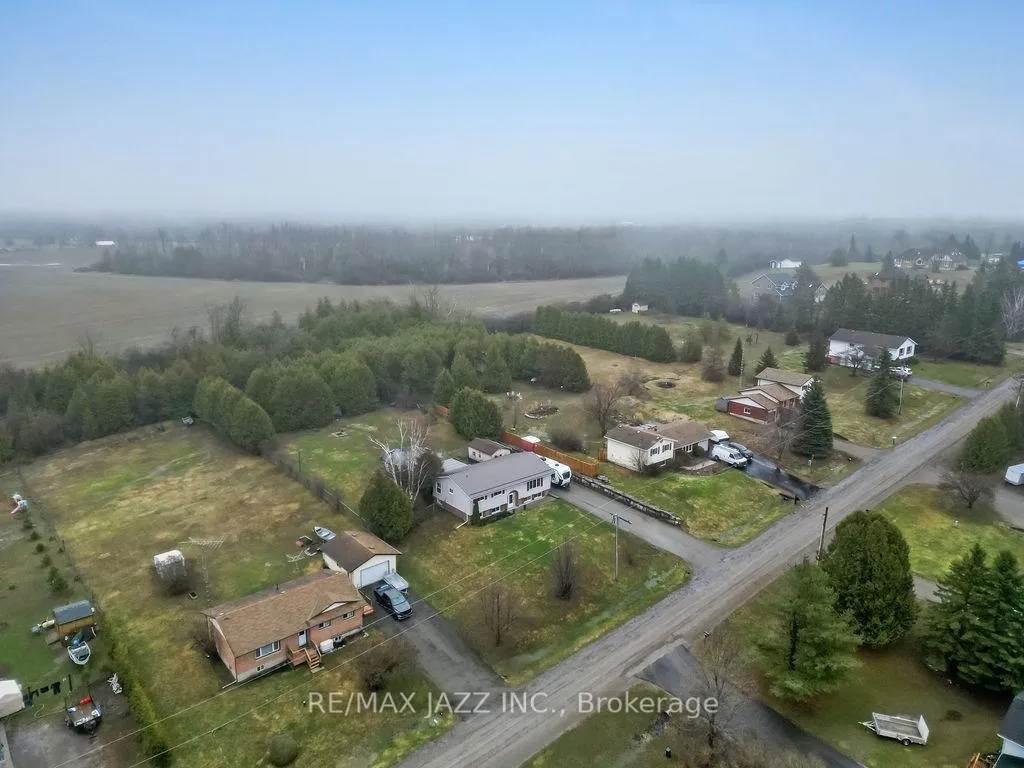Photo 38 of 29 Grandview Drive, Kawartha Lakes, Ops — HOMEH
