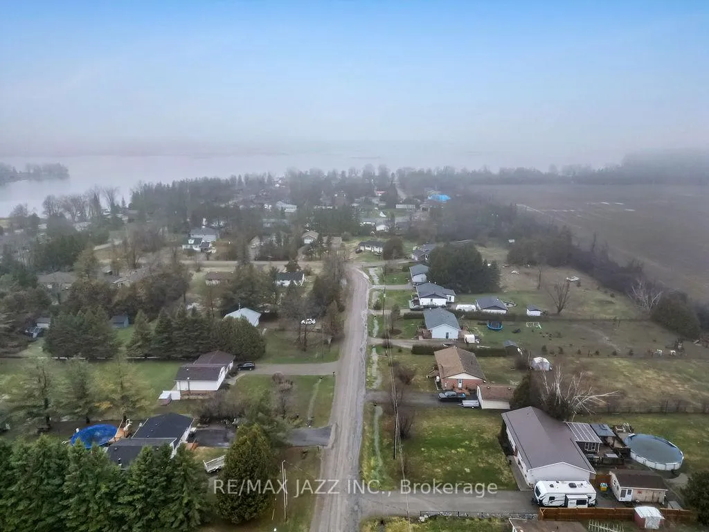Photo 39 of 29 Grandview Drive, Kawartha Lakes, Ops — HOMEH